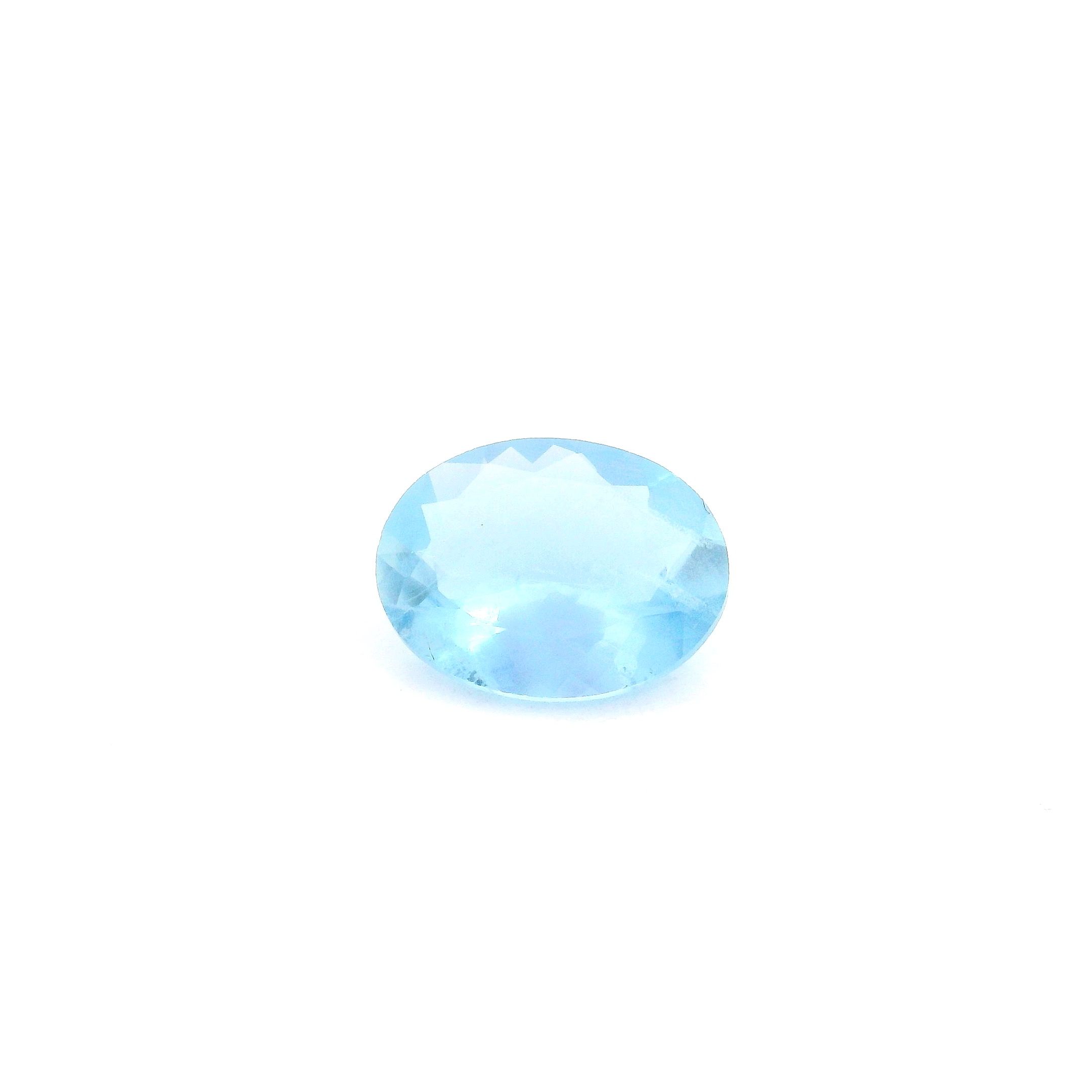 1.99 ct Oval Blue Natural Aquamarine
