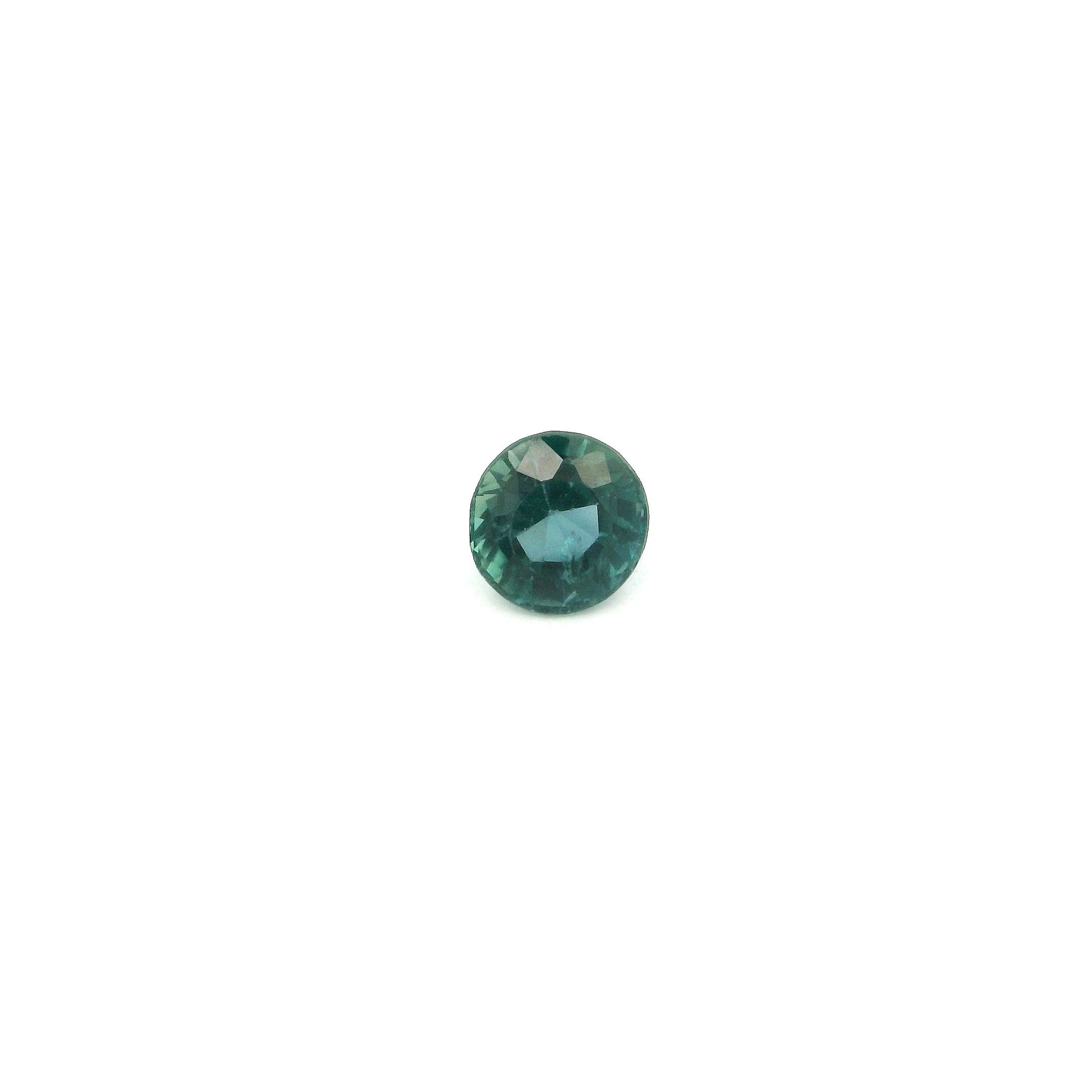 0.66 ct Round Blue Natural Sapphire