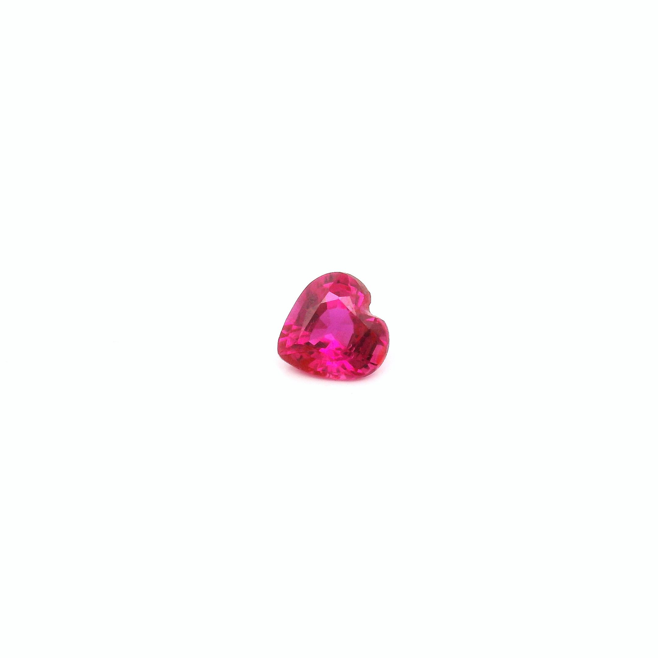 0.33 ct Heart Red Natural Ruby