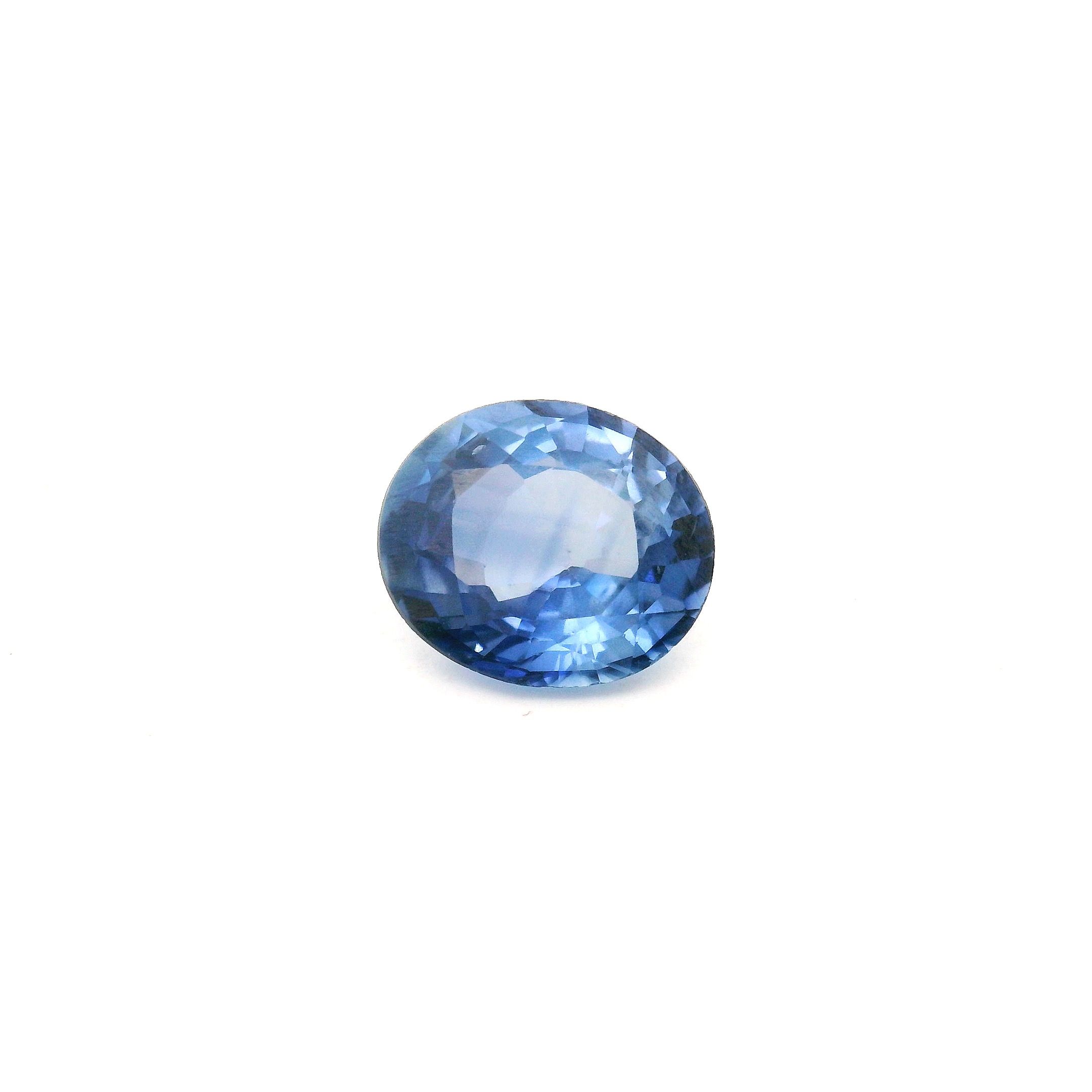 1.75 ct Oval Blue Natural Sapphire