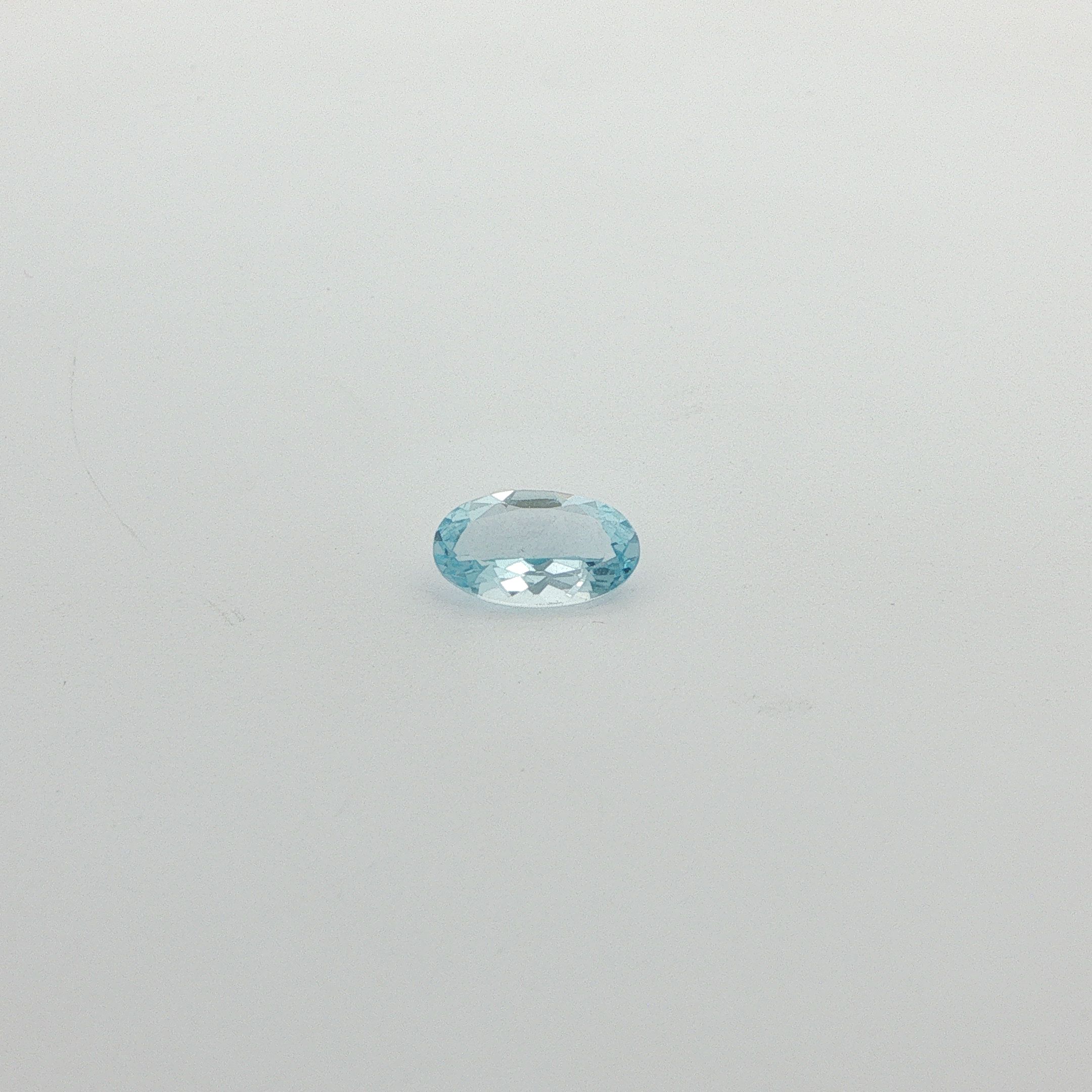 1.10 ct Oval Blue Natural Aquamarine