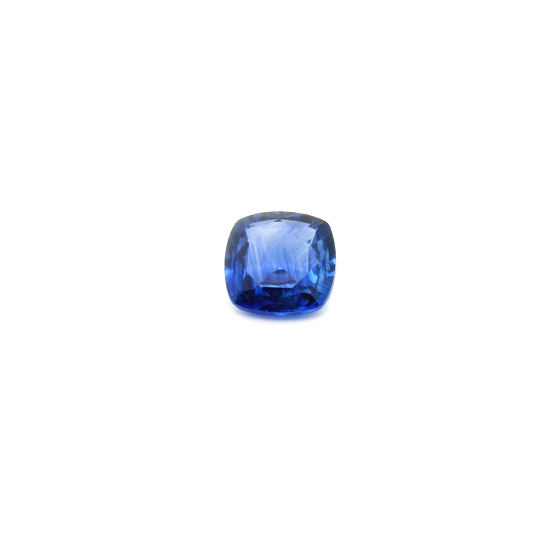 0.68 ct Cushion Blue Natural Sapphire