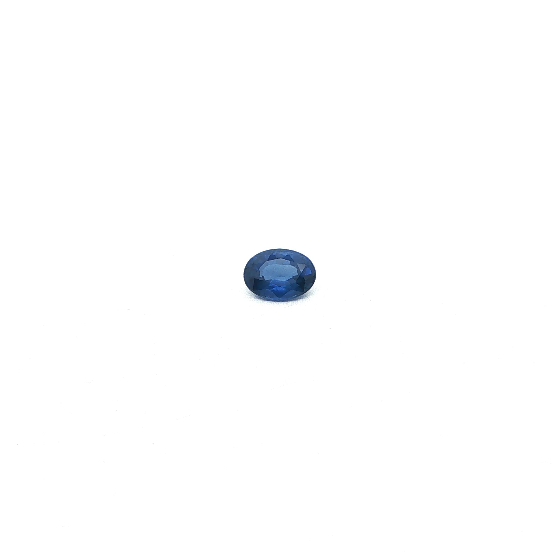 0.86 ct Oval Blue Natural Sapphire