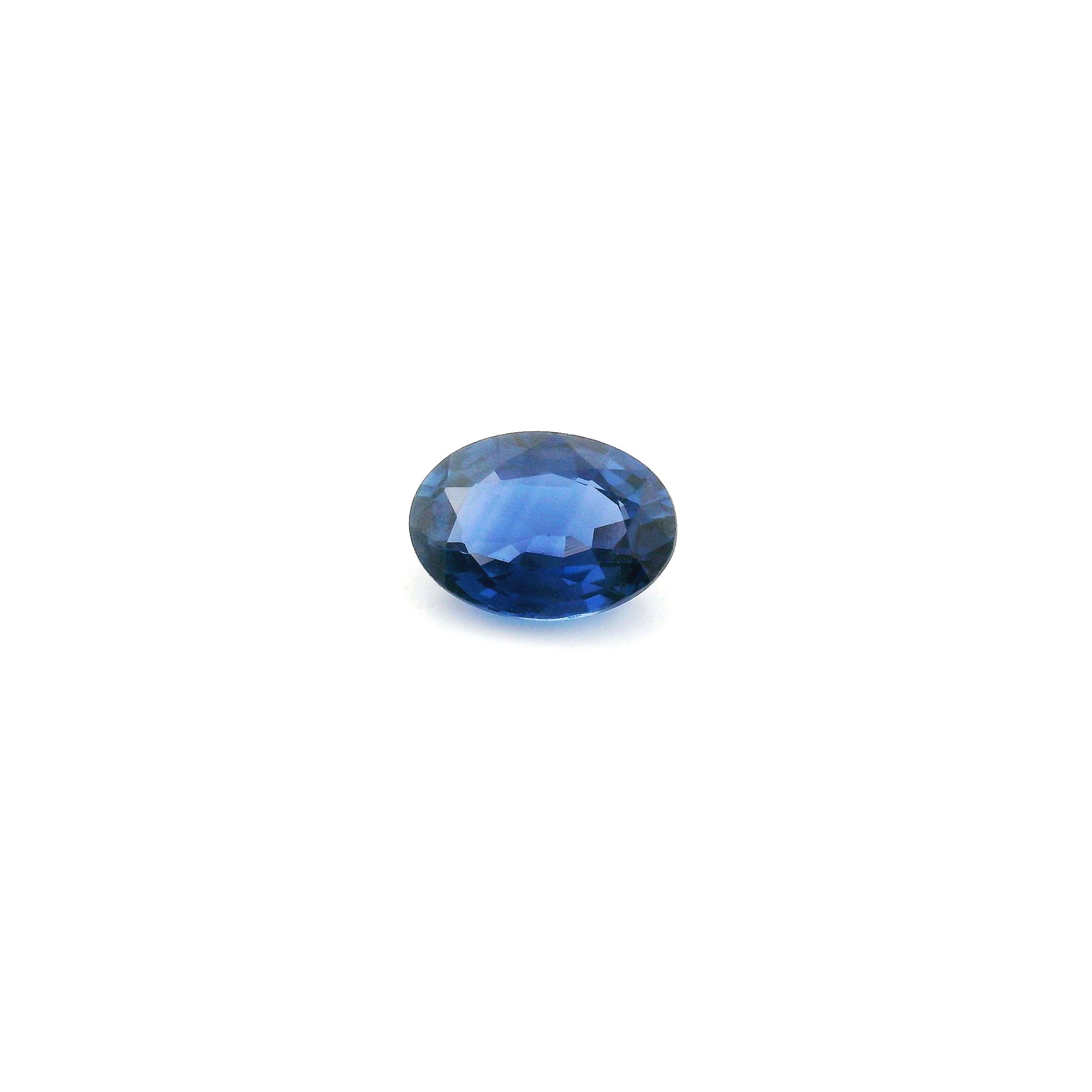 0.92 ct Oval Blue Natural Sapphire