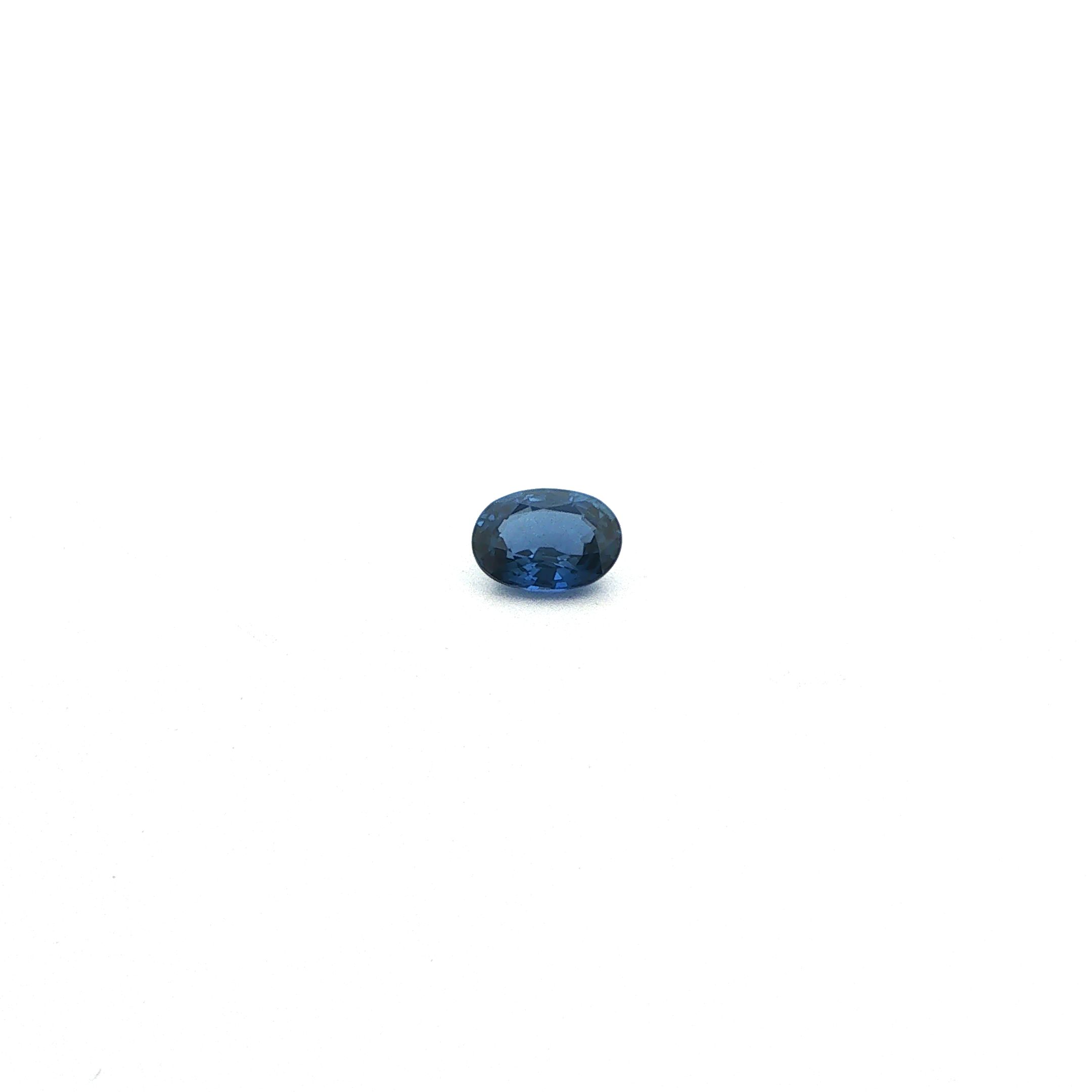 1.12 ct Oval Blue Natural Sapphire