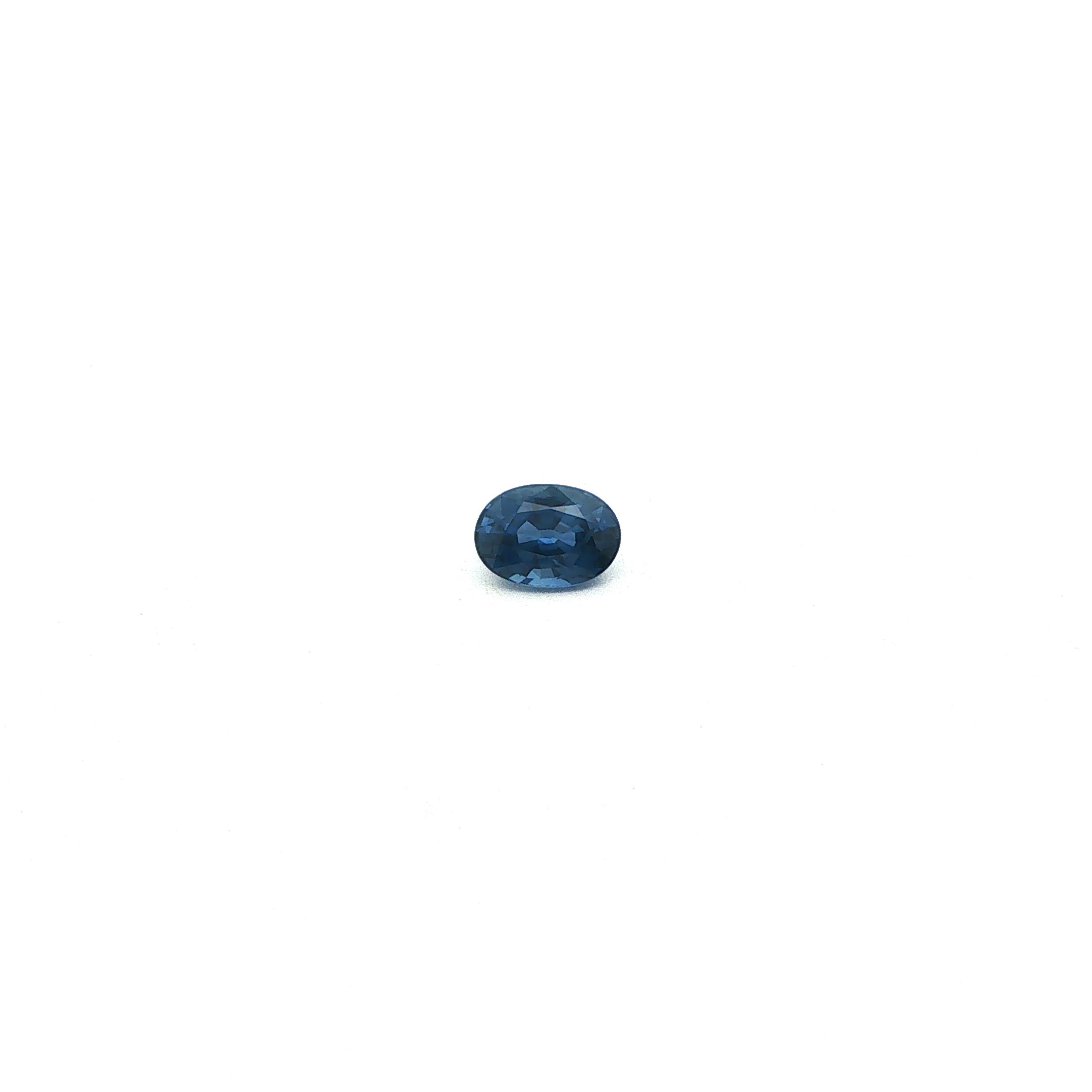 1.09 ct Oval Blue Natural Sapphire