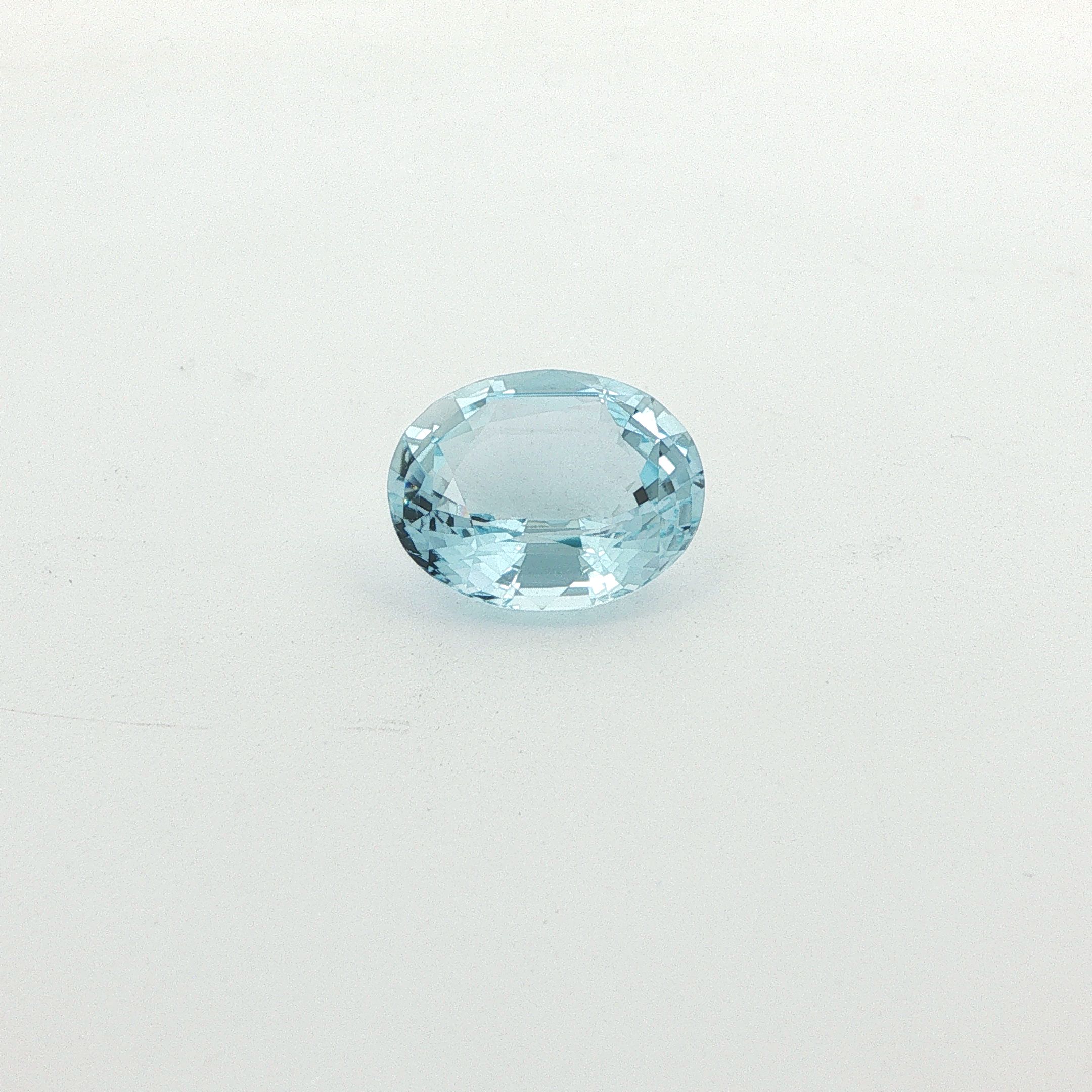 6.43 ct Oval Blue Natural Aquamarine
