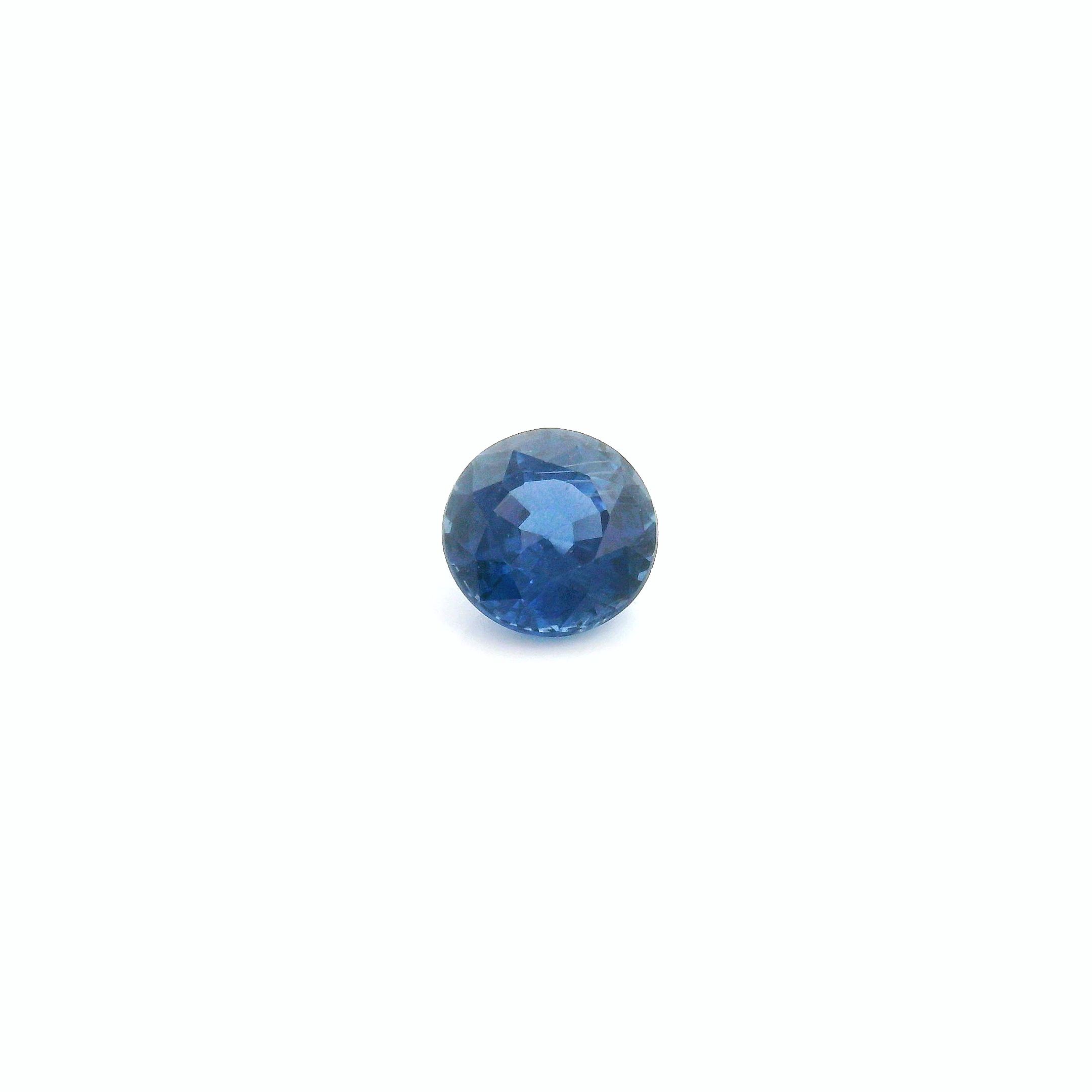 0.62 ct Round Blue Natural Sapphire