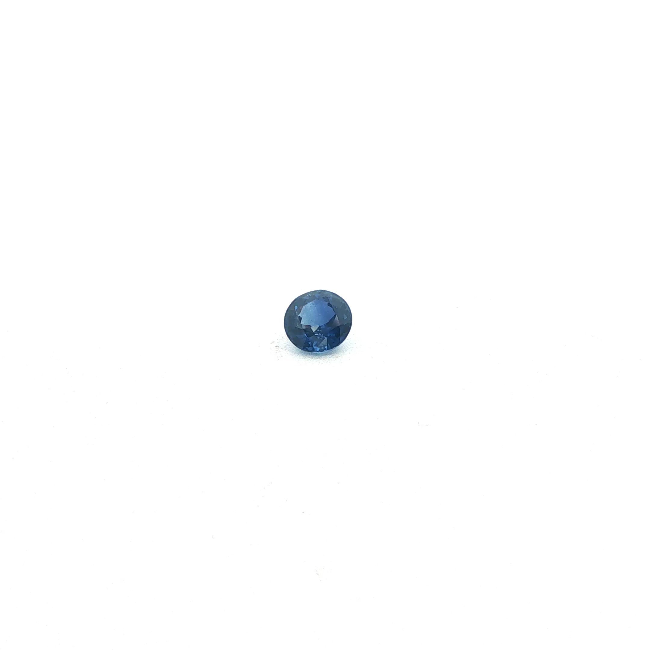 0.62 ct Round Blue Natural Sapphire