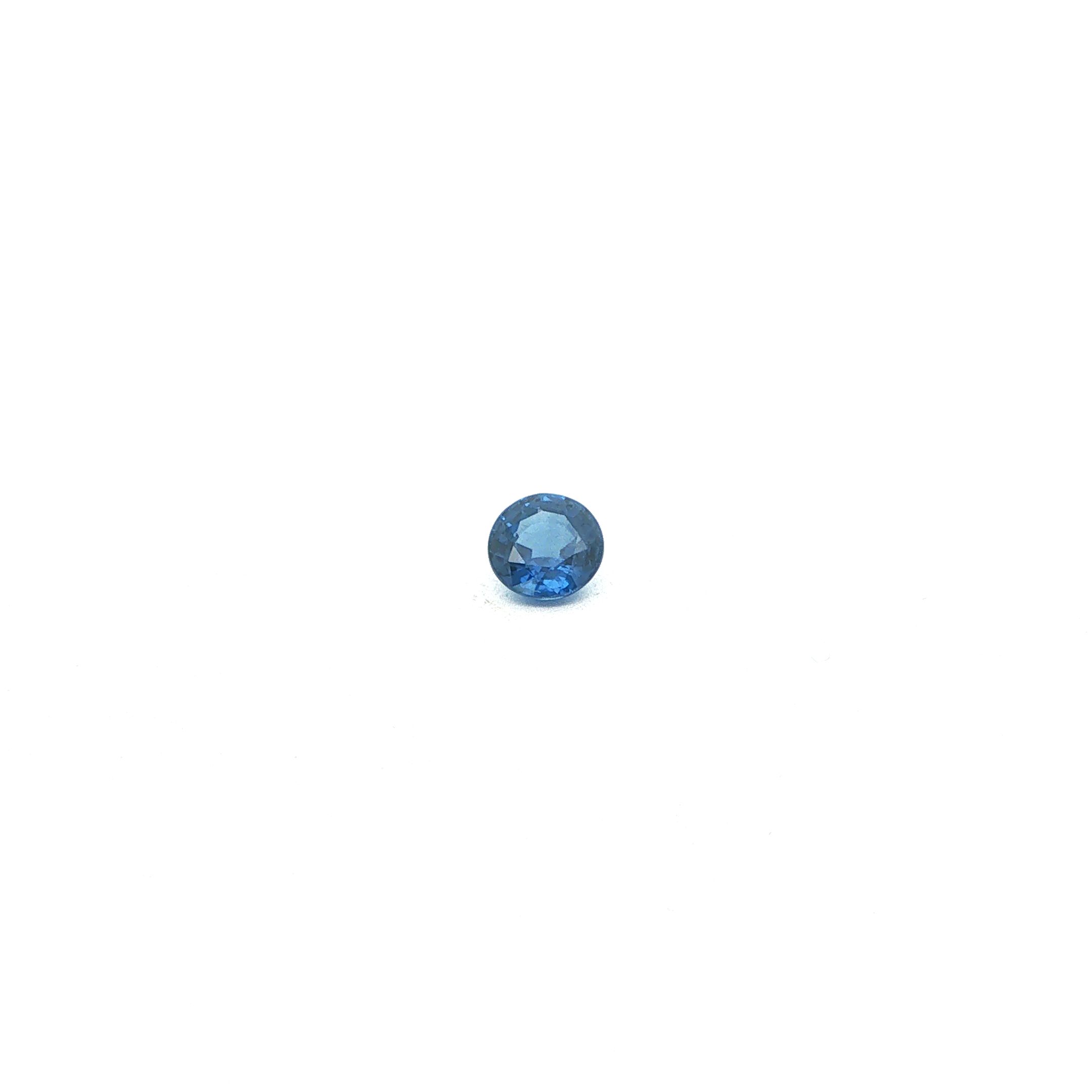 0.62 ct Round Blue Natural Sapphire
