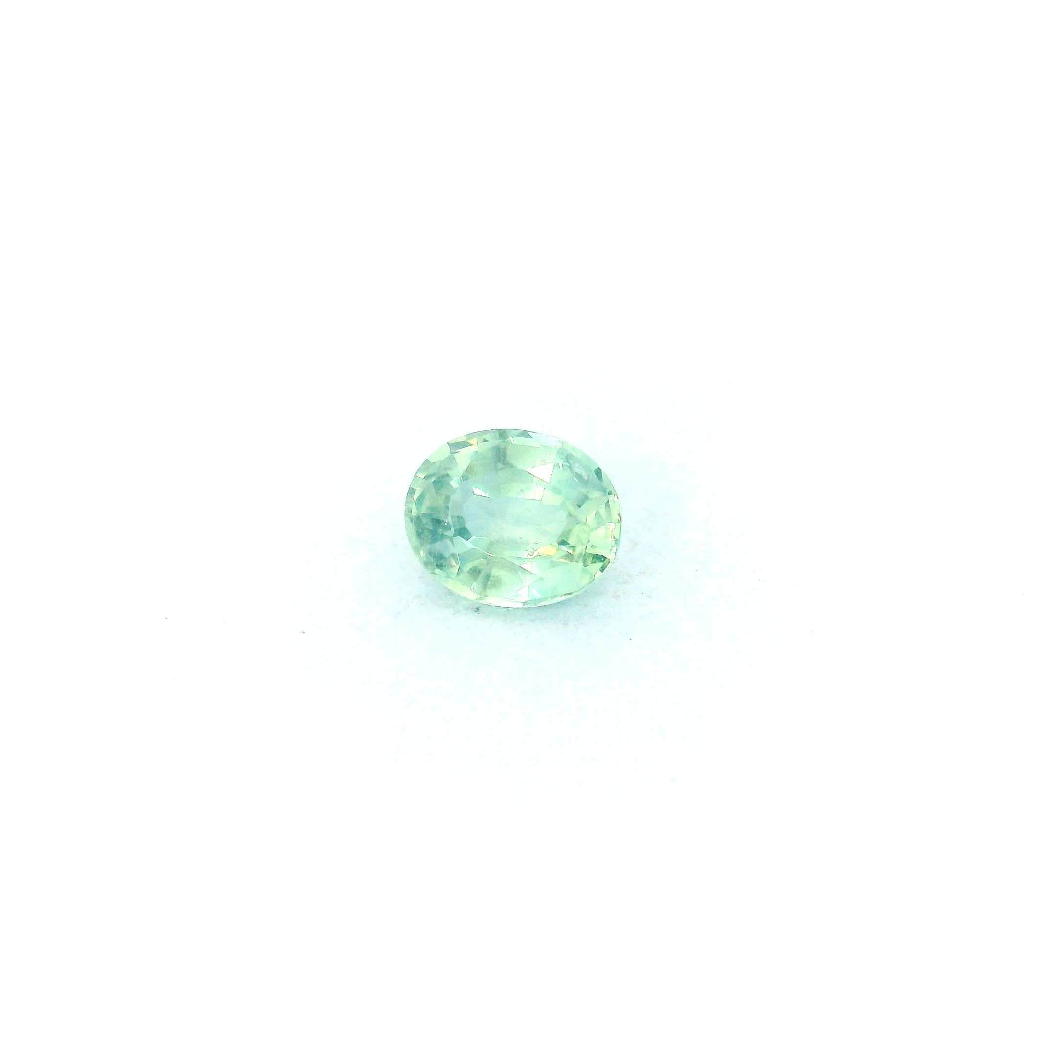 0.57 ct Oval Green Natural Sapphire