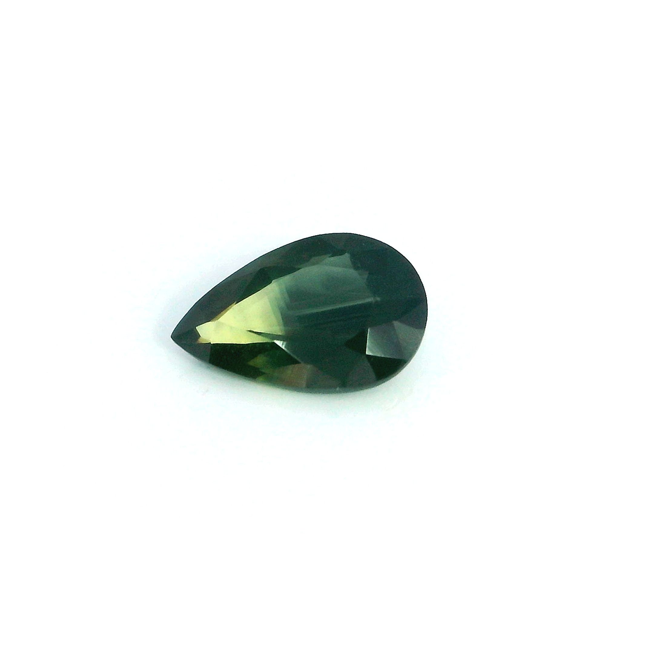 0.76 ct Pear Green Natural Sapphire