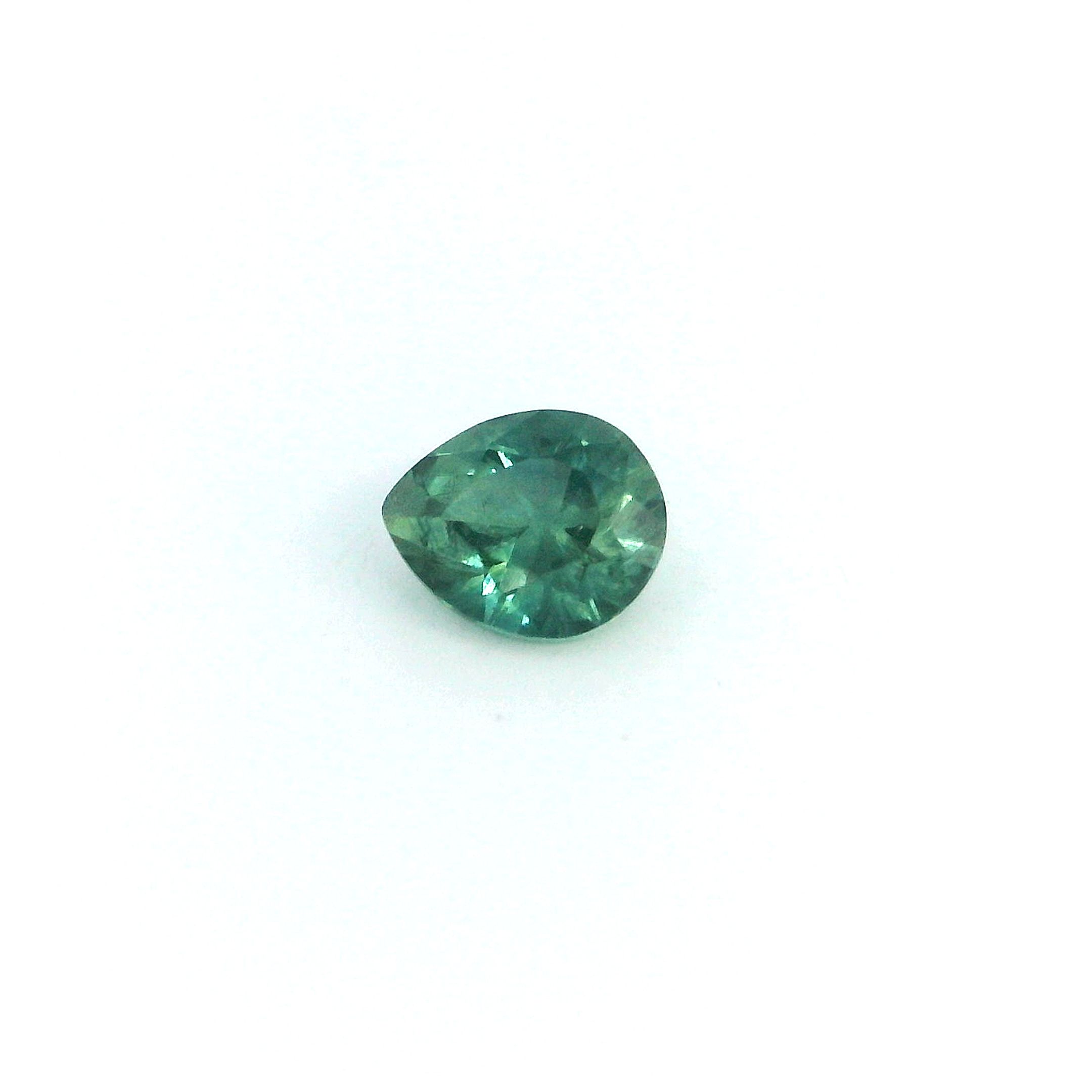0.53 ct Pear Green Natural Sapphire