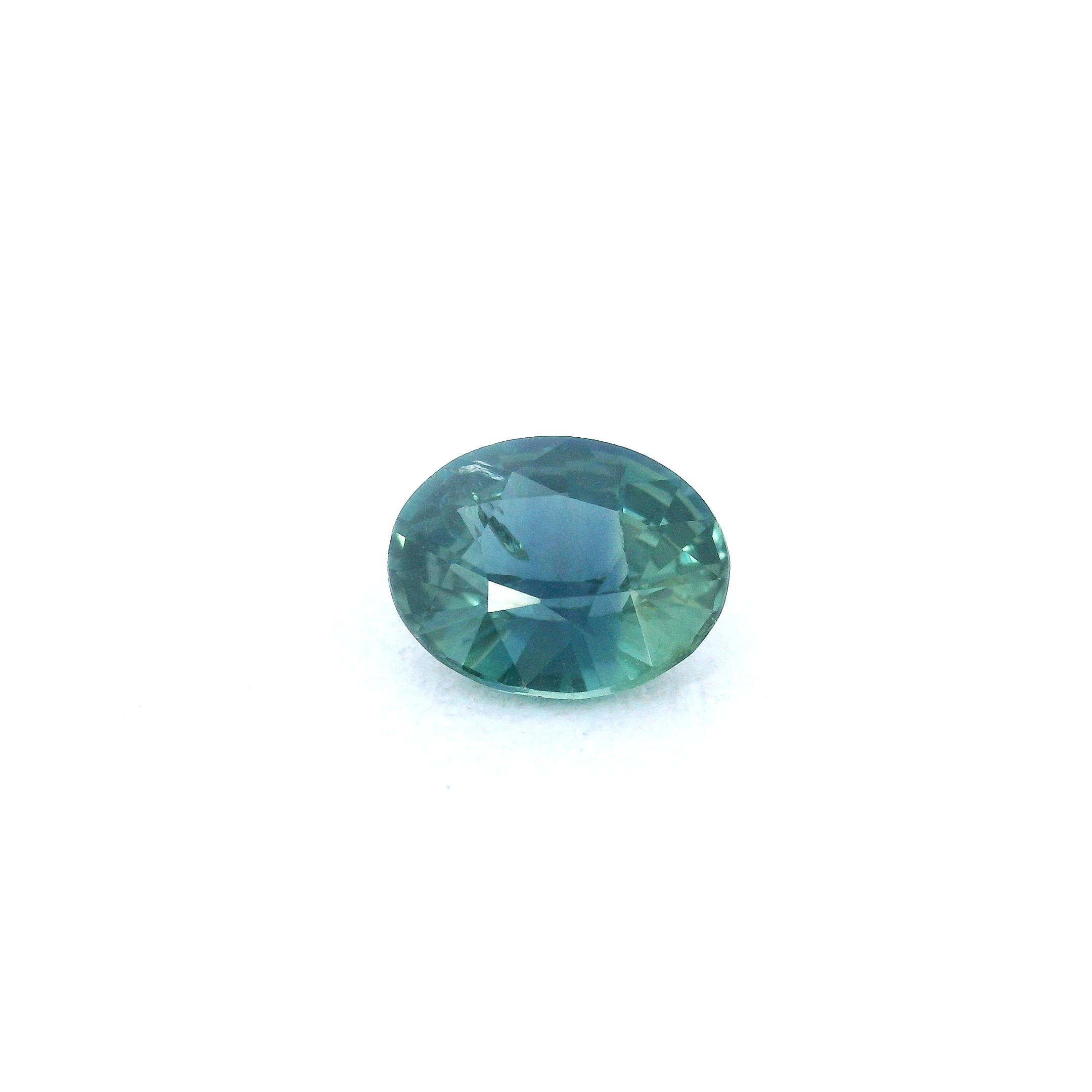 1.18 ct Oval Green Natural Sapphire