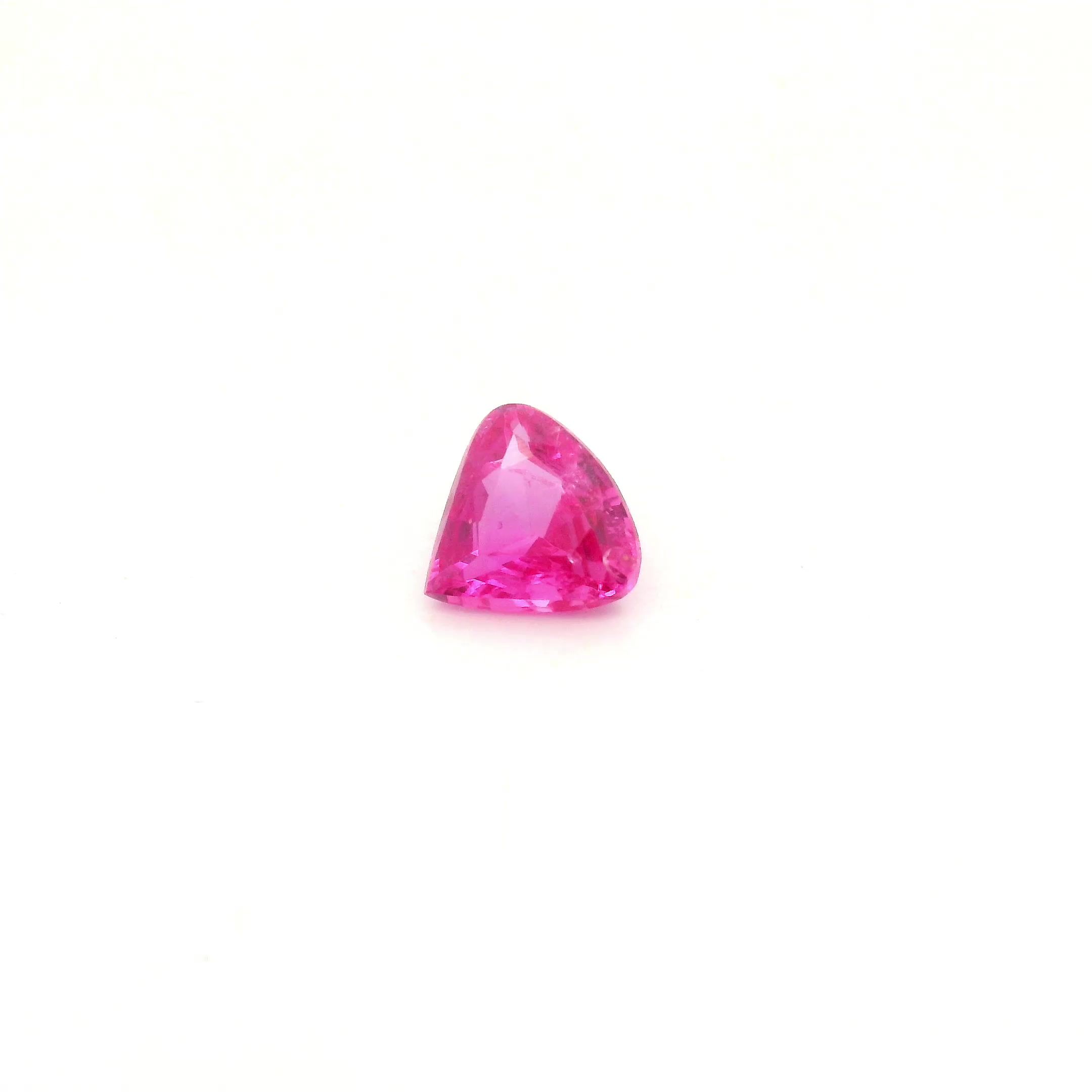 0.76 ct Pear Pink Natural Sapphire