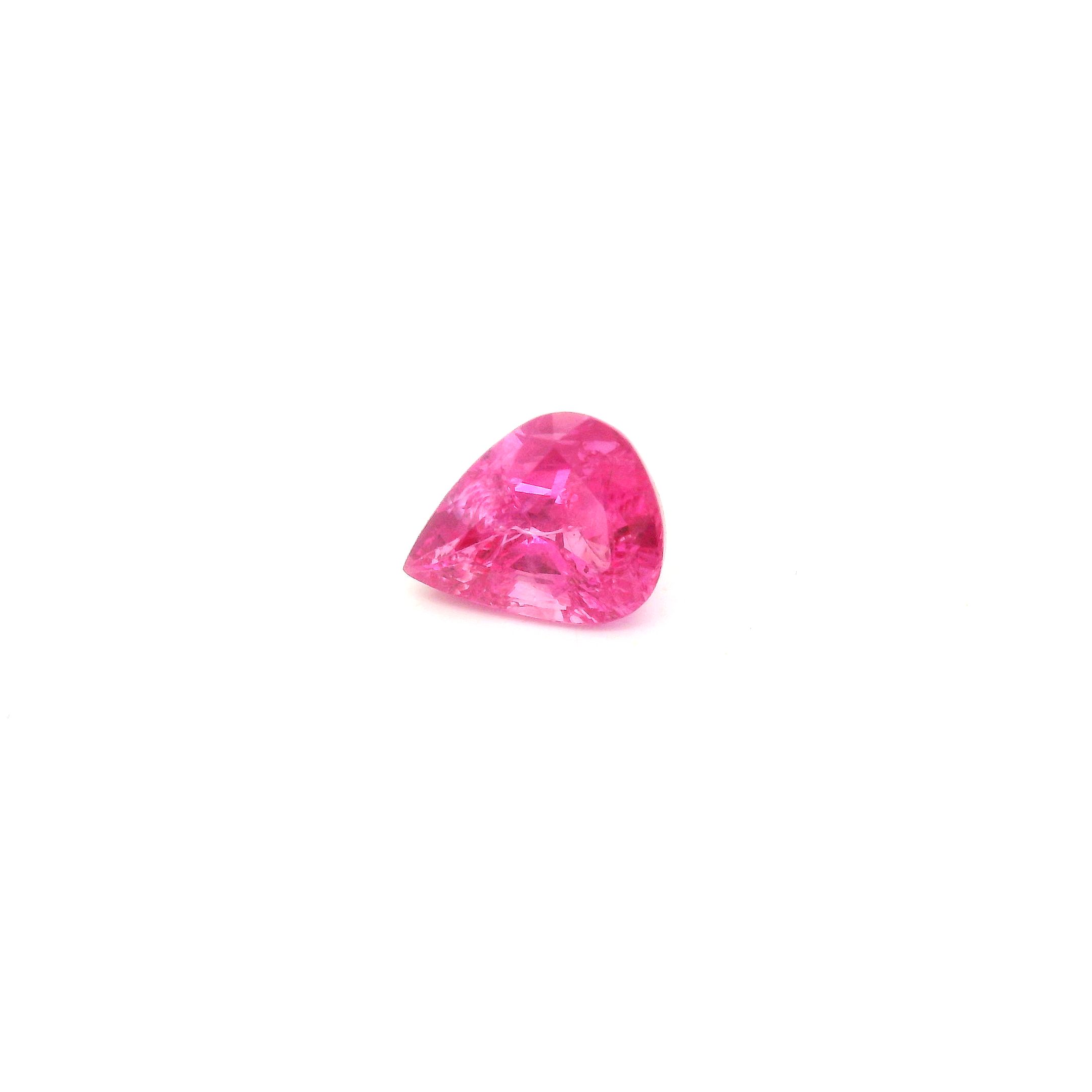 0.95 ct Pear Pink Natural Sapphire