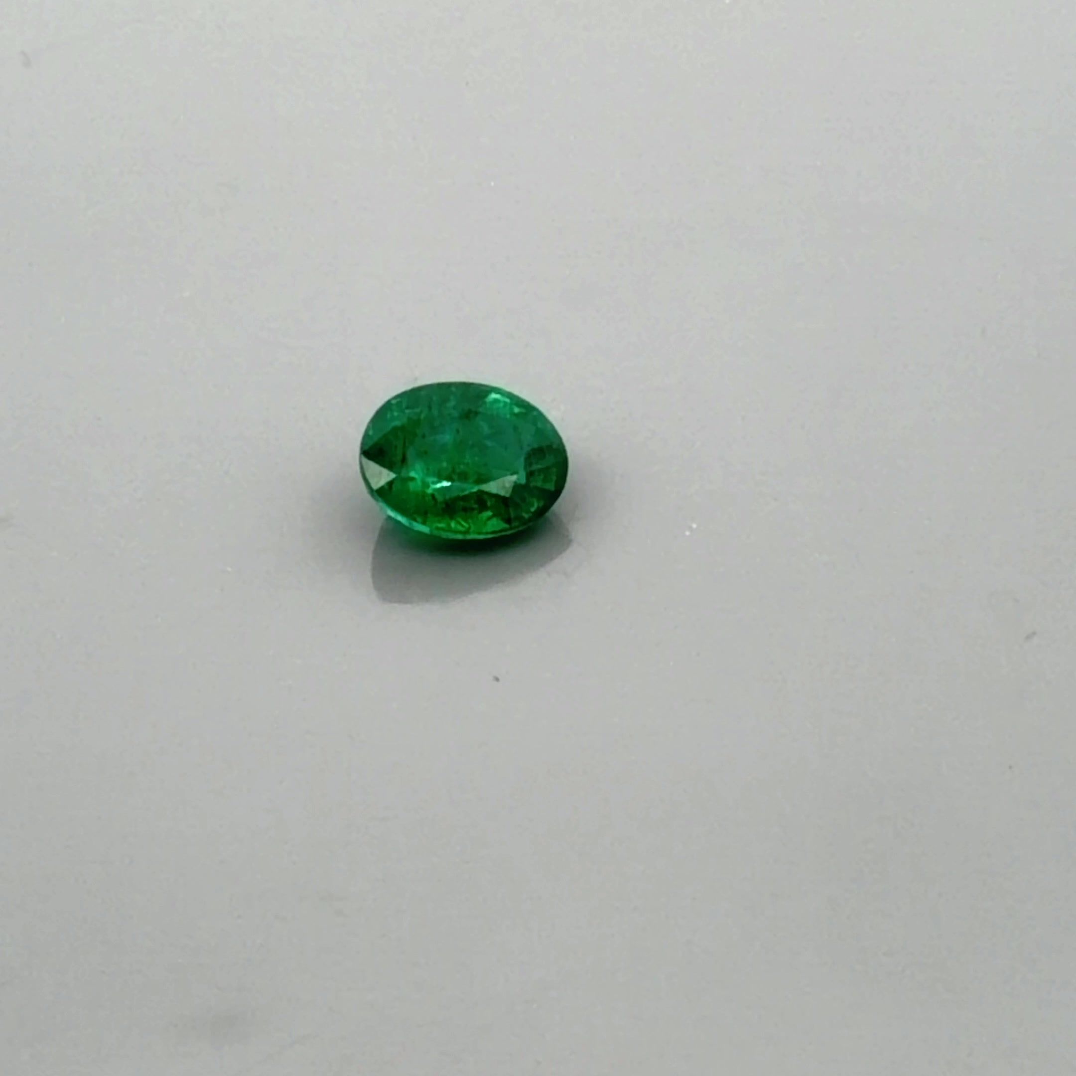 1.00 ct Oval Green Natural Emerald