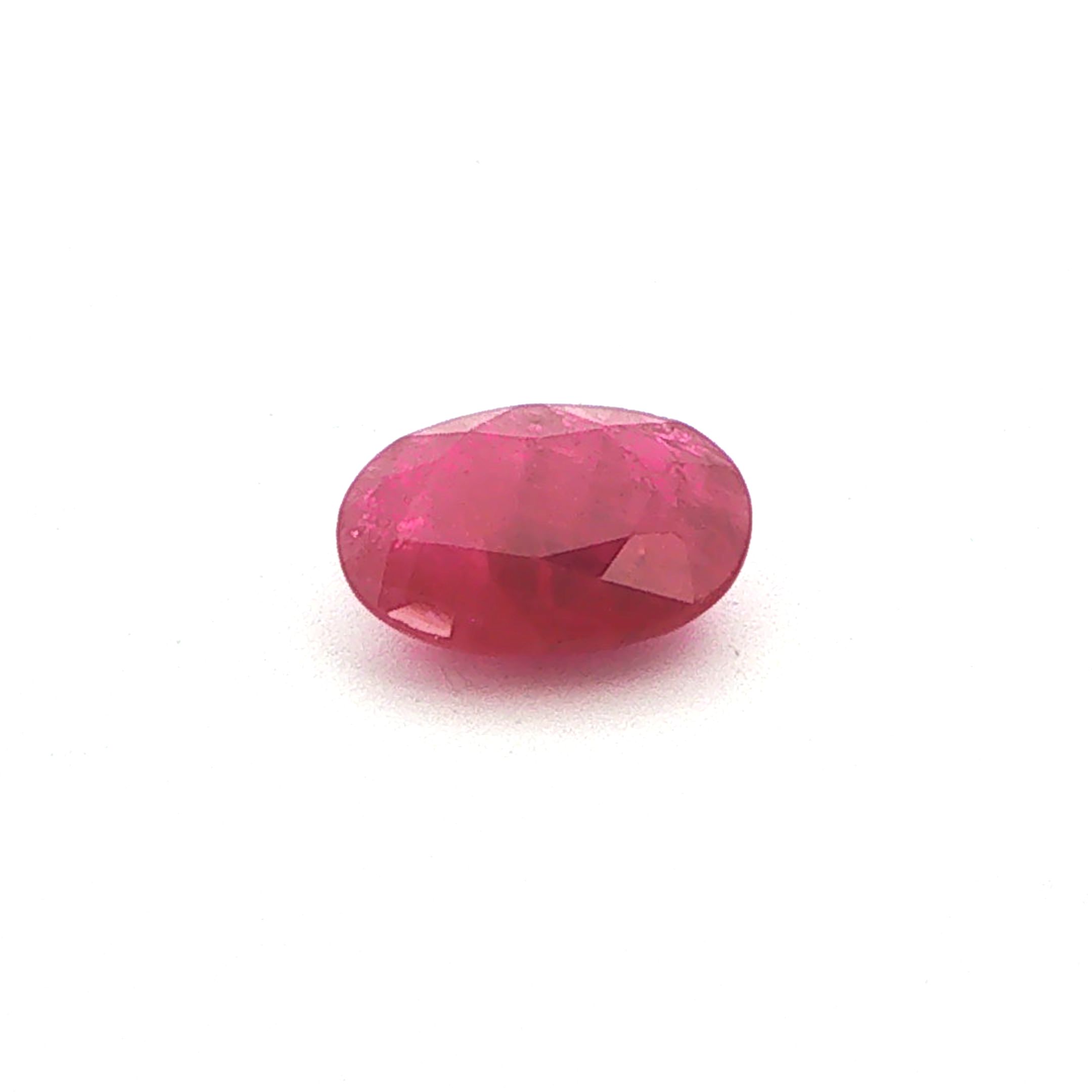 2.81 ct Oval Red Natural Ruby