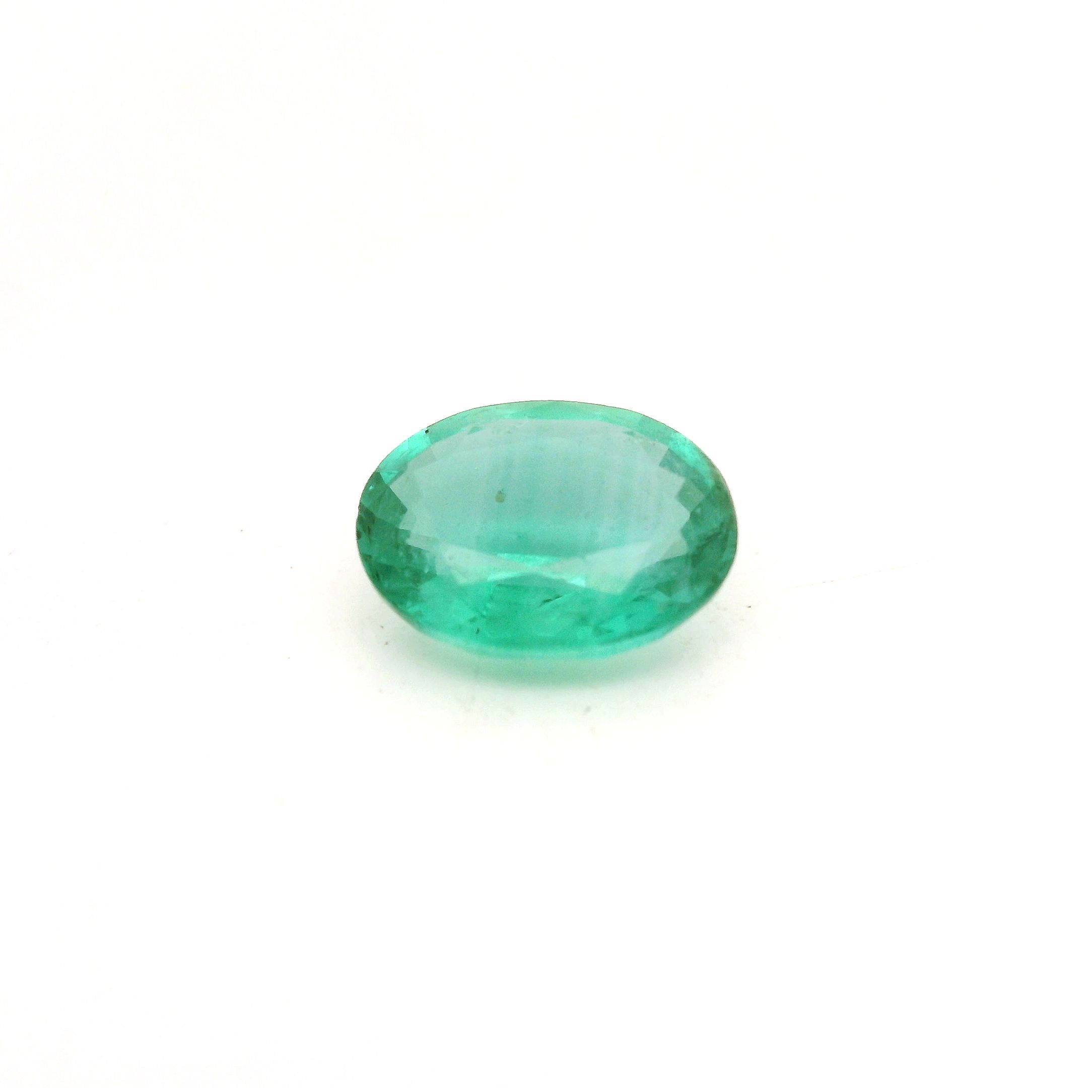 1.47 ct Oval Green Natural Emerald