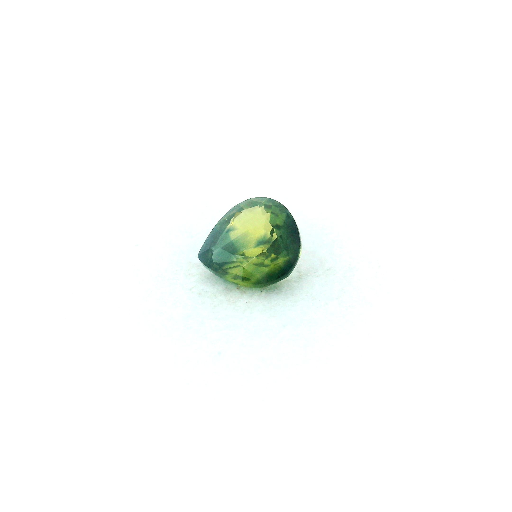 0.39 ct Pear Green Natural Sapphire