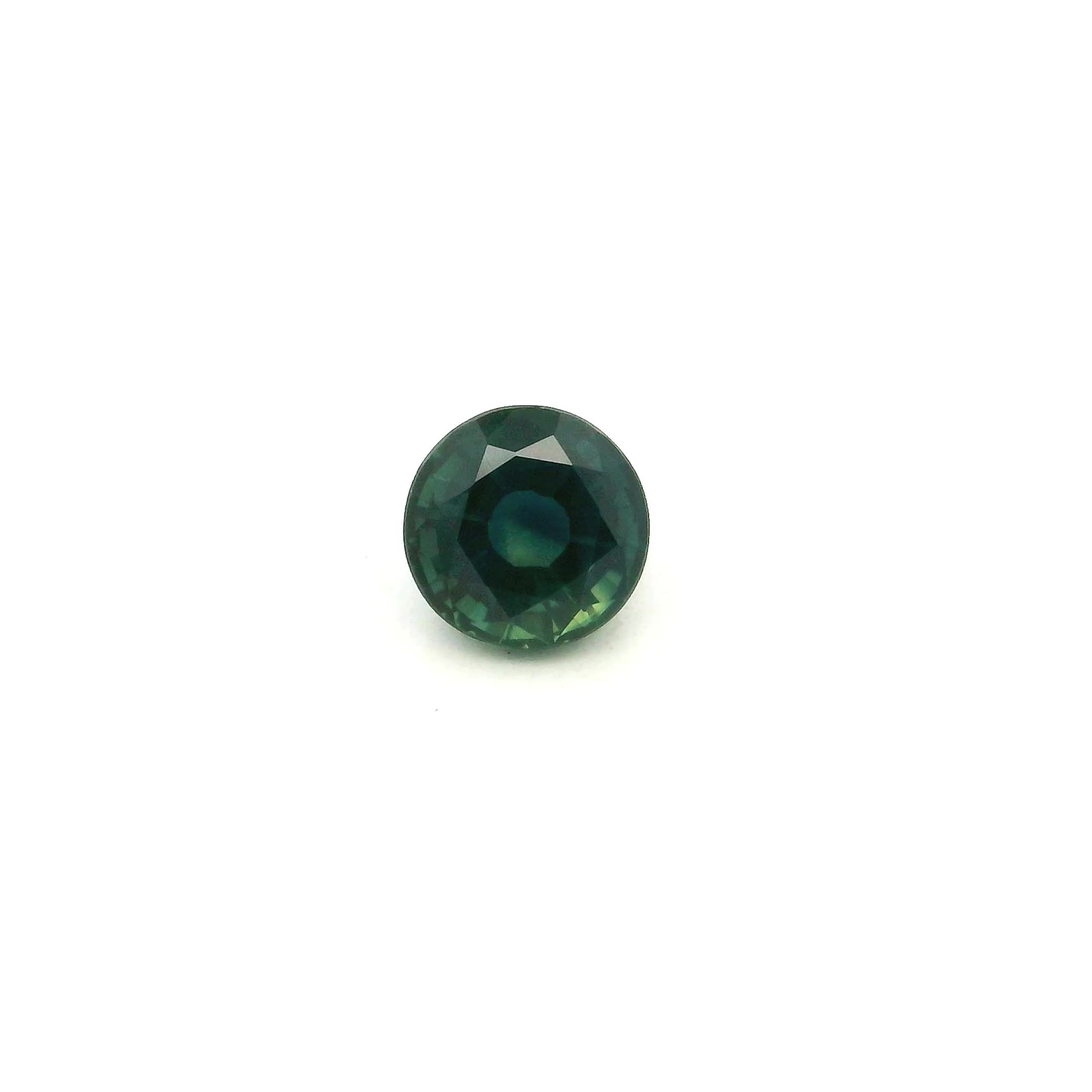 0.76 ct Round Blue Natural Sapphire