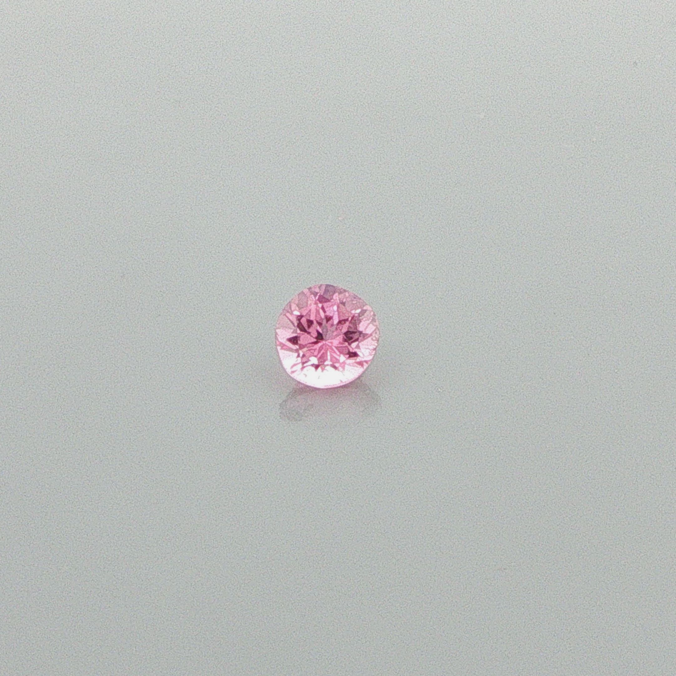 0.65 ct Oval Blue Natural Sapphire