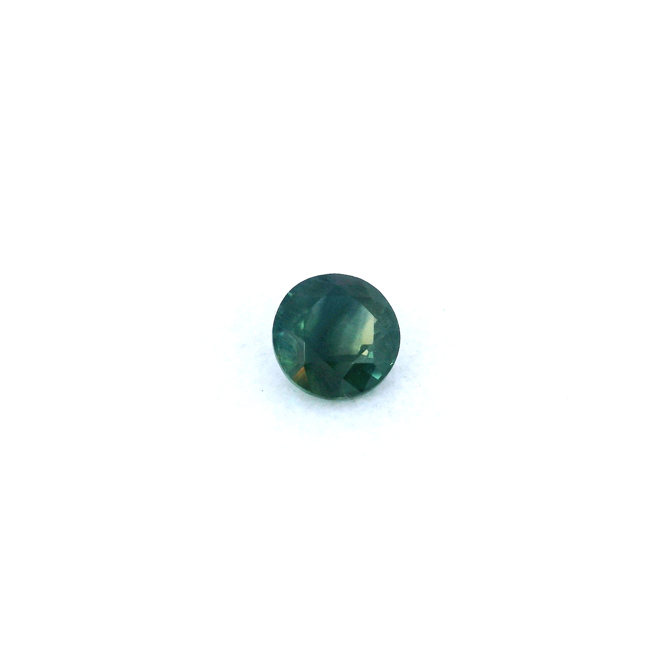 0.61 ct Round Green Natural Sapphire