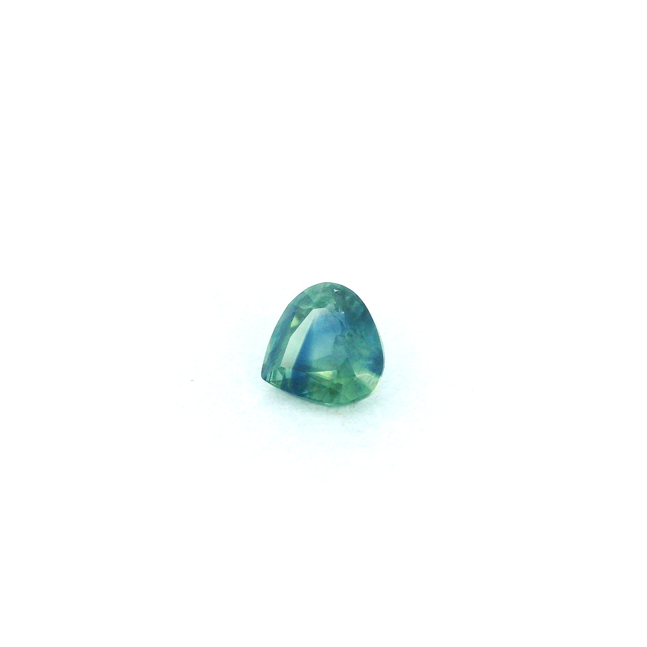 0.62 ct Pear Green Natural Sapphire