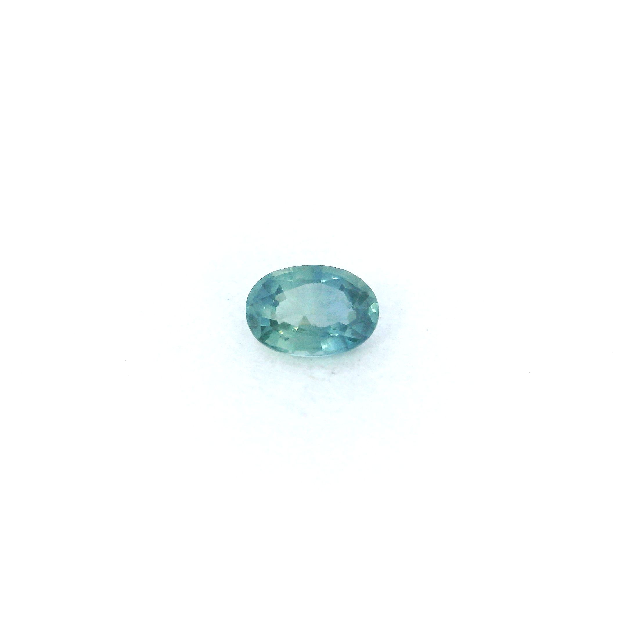 0.53 ct Oval Green Natural Sapphire