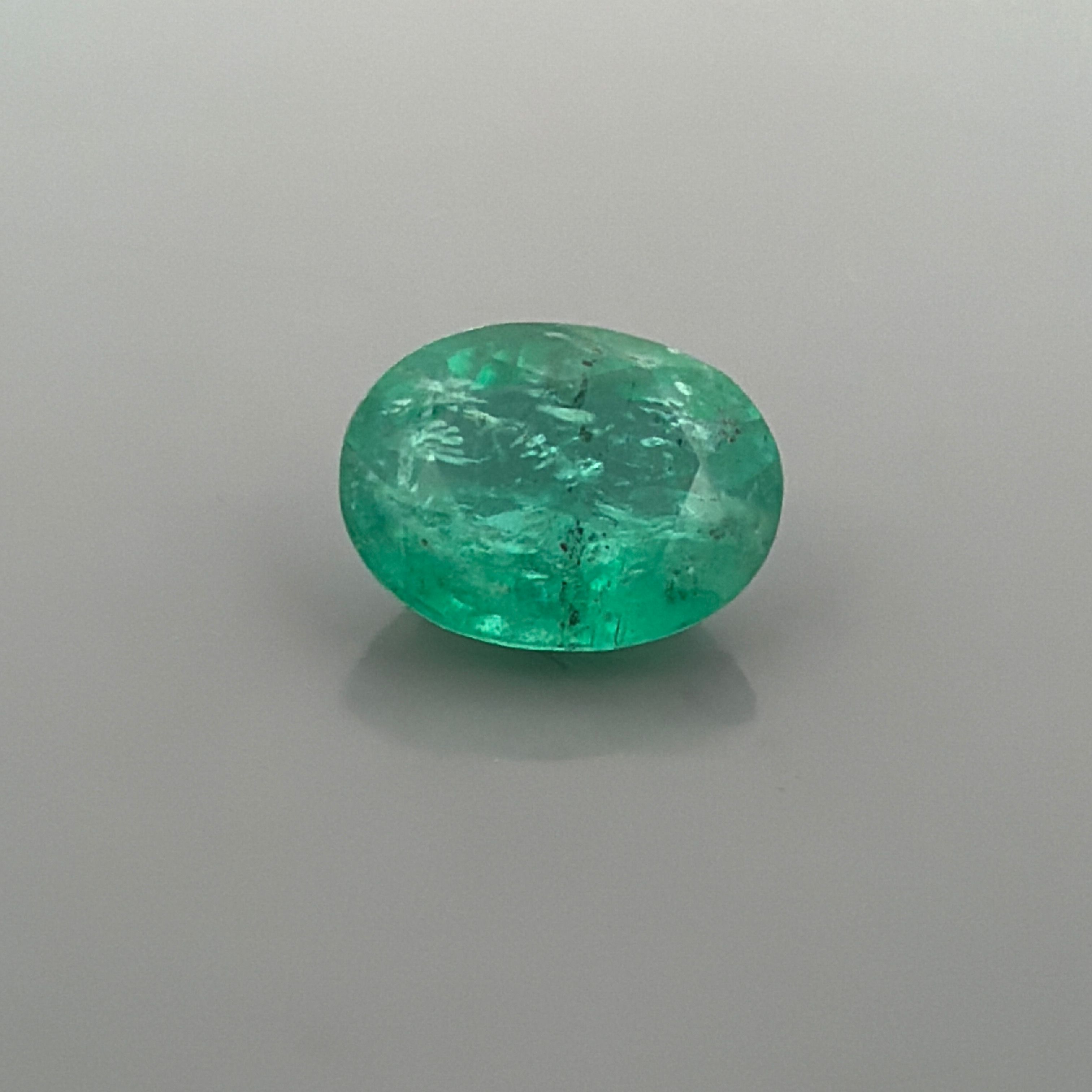 4.91 ct Oval Green Natural Emerald