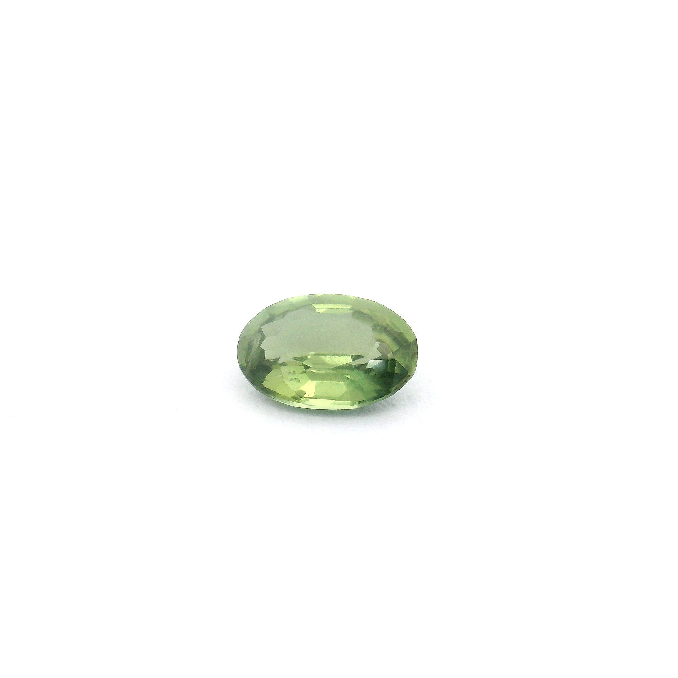 0.52 ct Oval Green Natural Sapphire