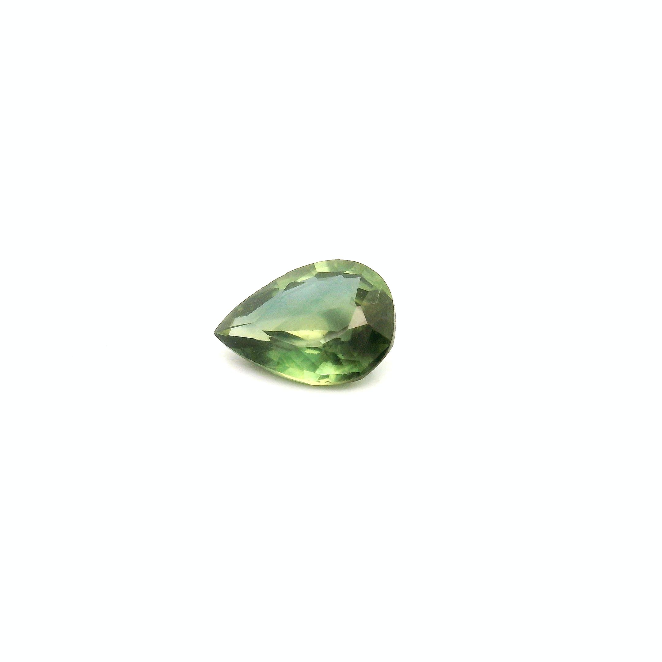 0.51 ct Pear Green Natural Sapphire