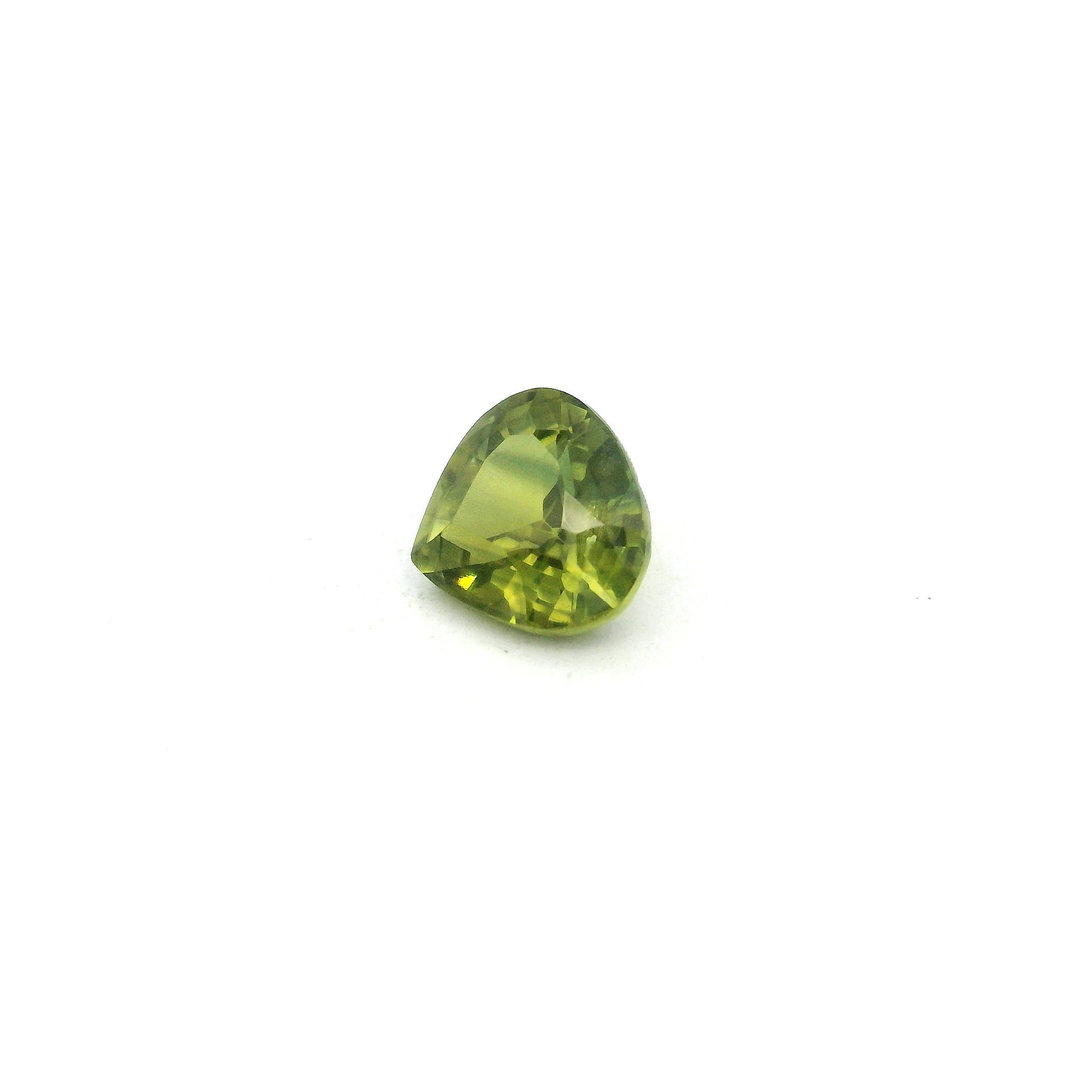 1.06 ct Pear Green Natural Sapphire