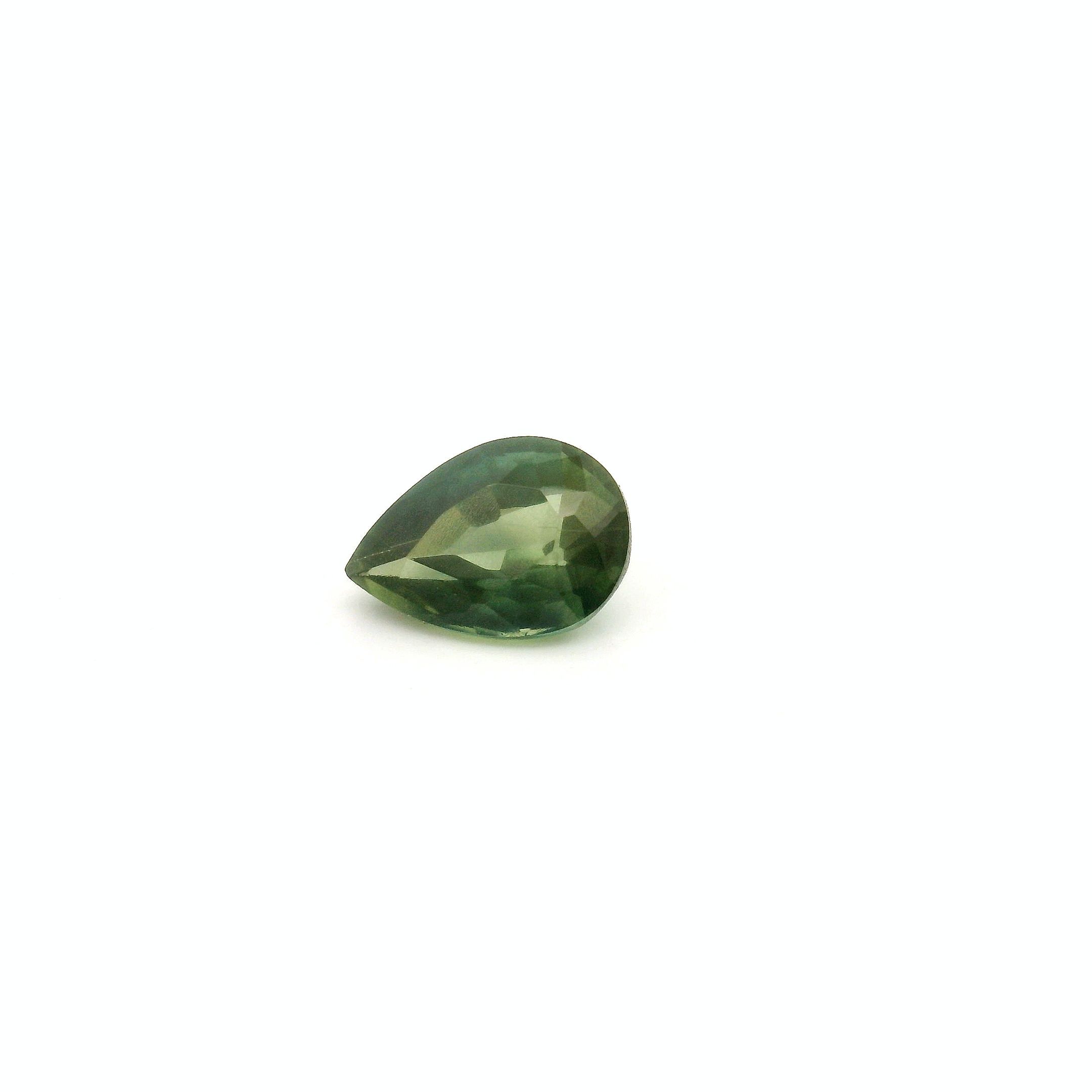 0.55 ct Pear Green Natural Sapphire