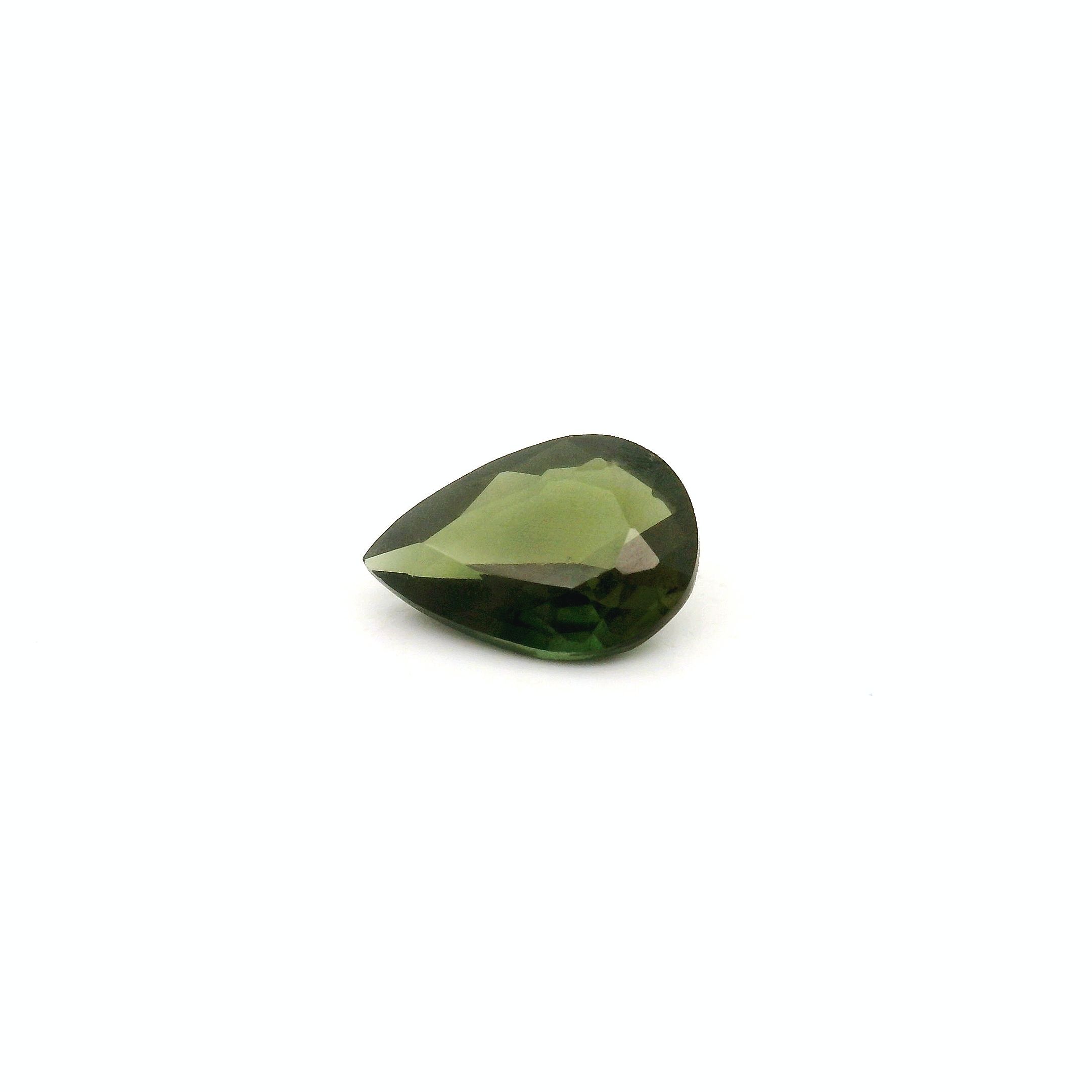 0.78 ct Pear Green Natural Sapphire