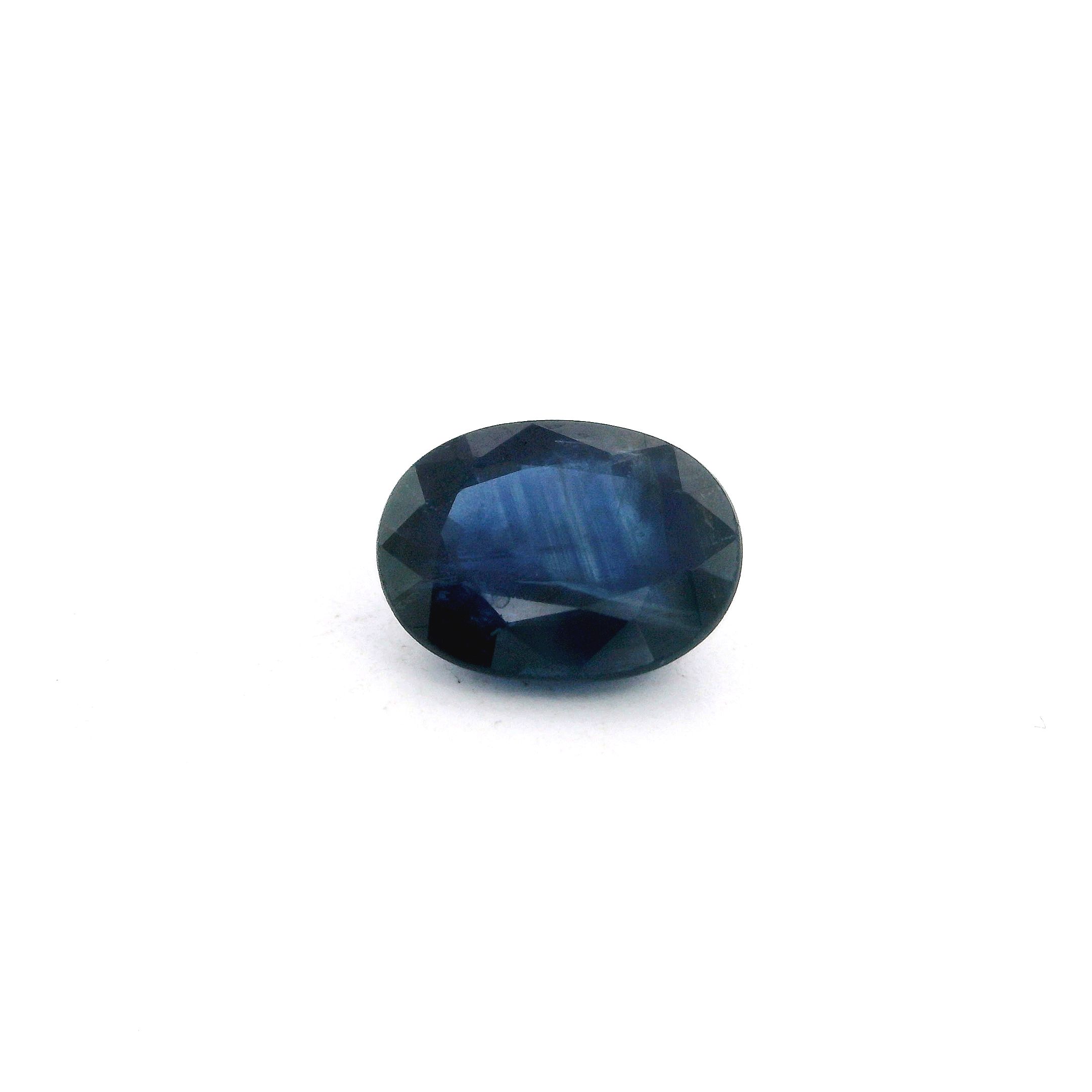 1.67 ct Oval Blue Natural Sapphire
