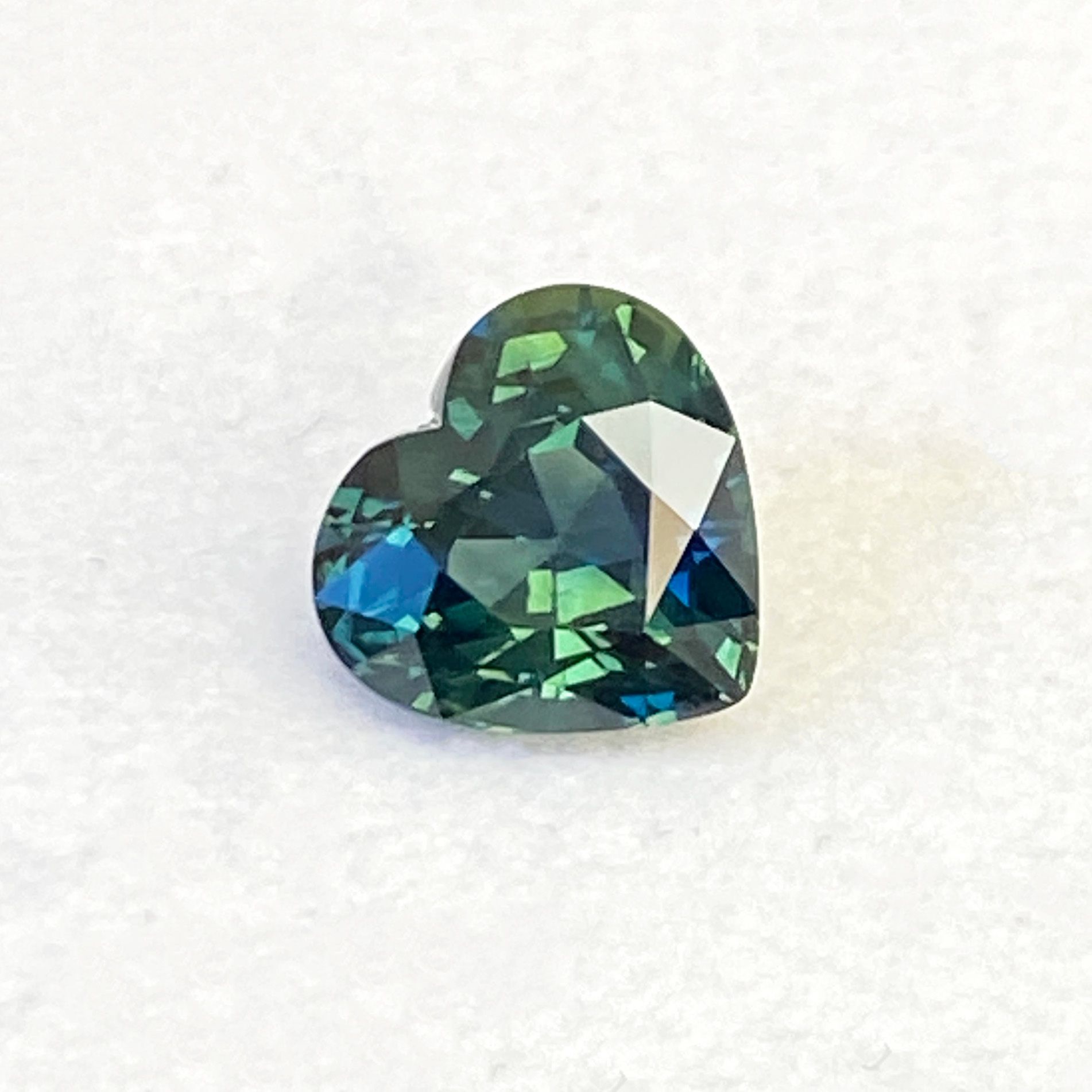 2.56 ct Heart Green Natural Sapphire