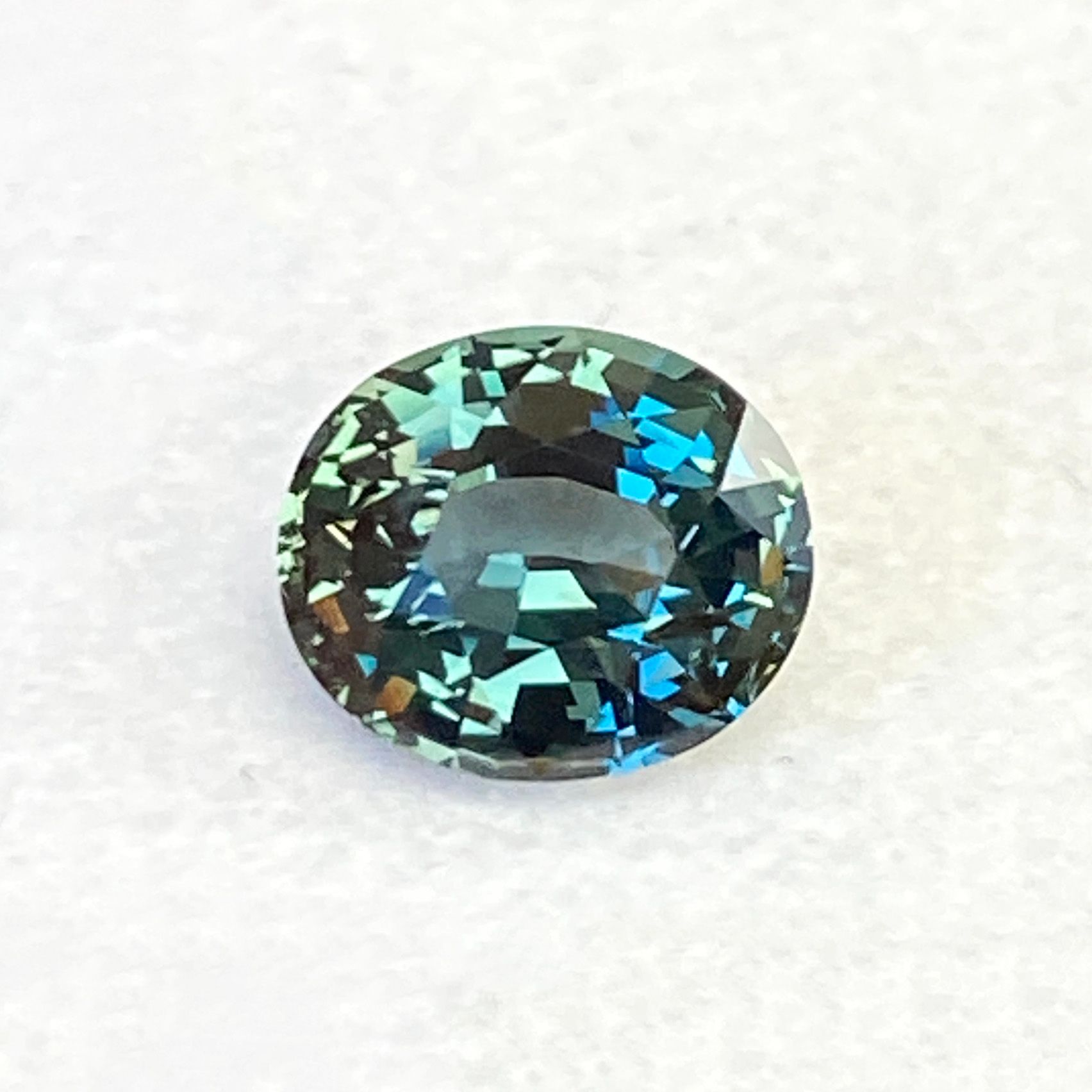 2.08 ct Oval Green Natural Sapphire