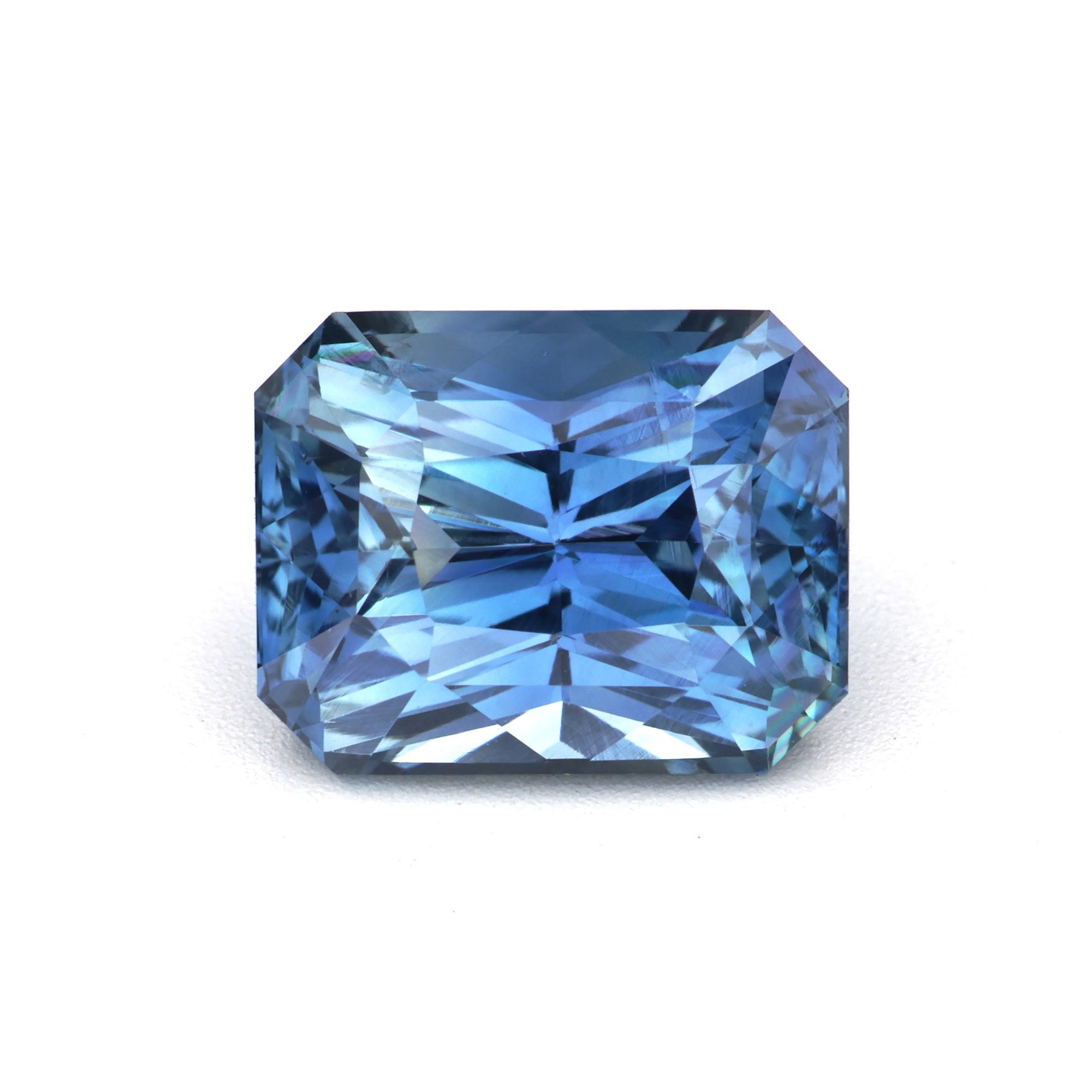 2.14 ct Emerald Green Natural Sapphire