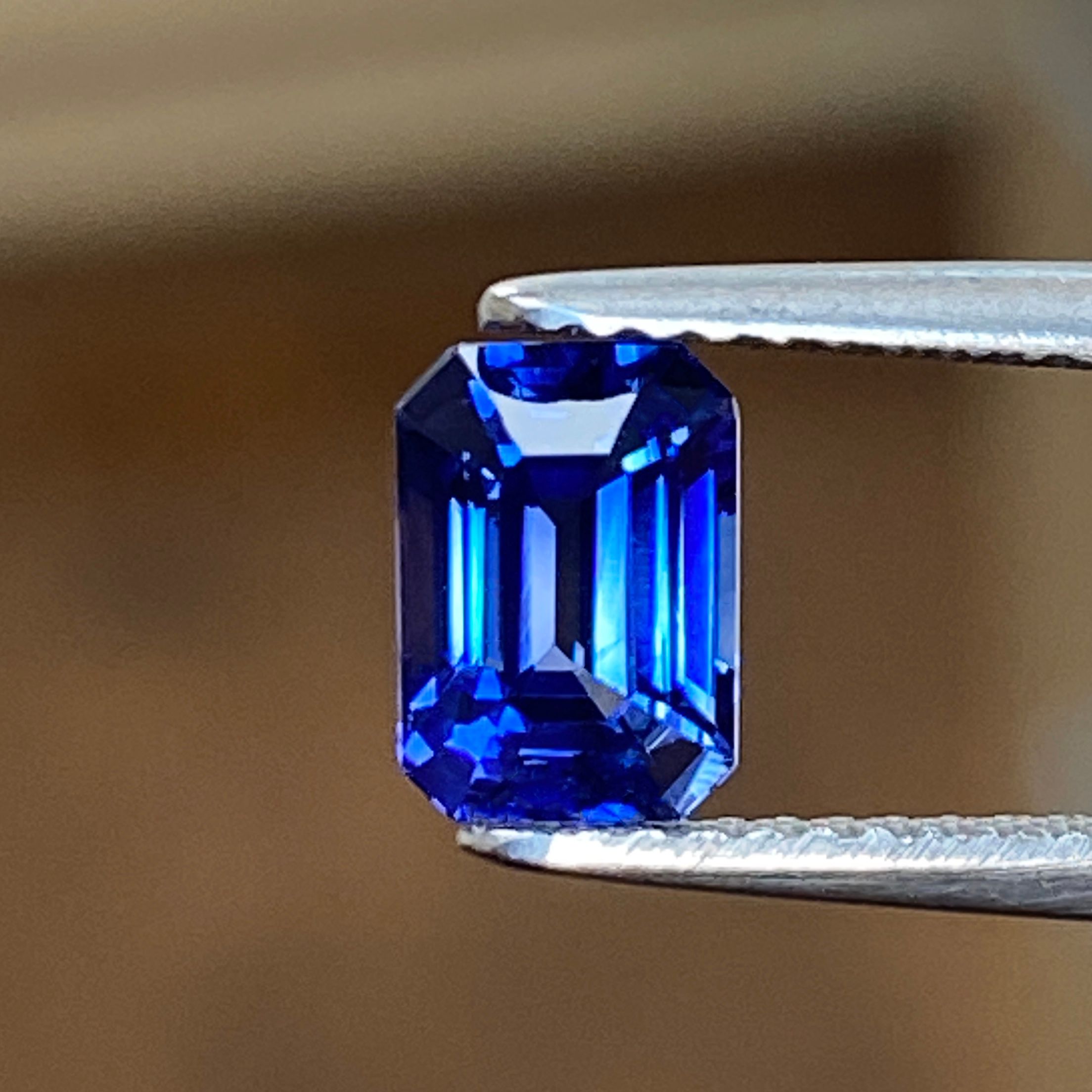 1.37 ct Emerald Blue Natural Sapphire