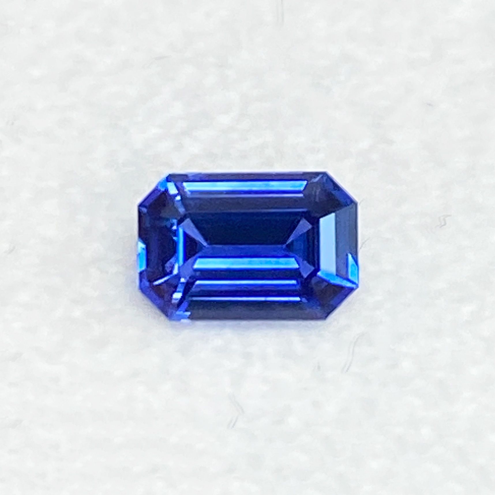 0.81 ct Emerald Blue Natural Sapphire