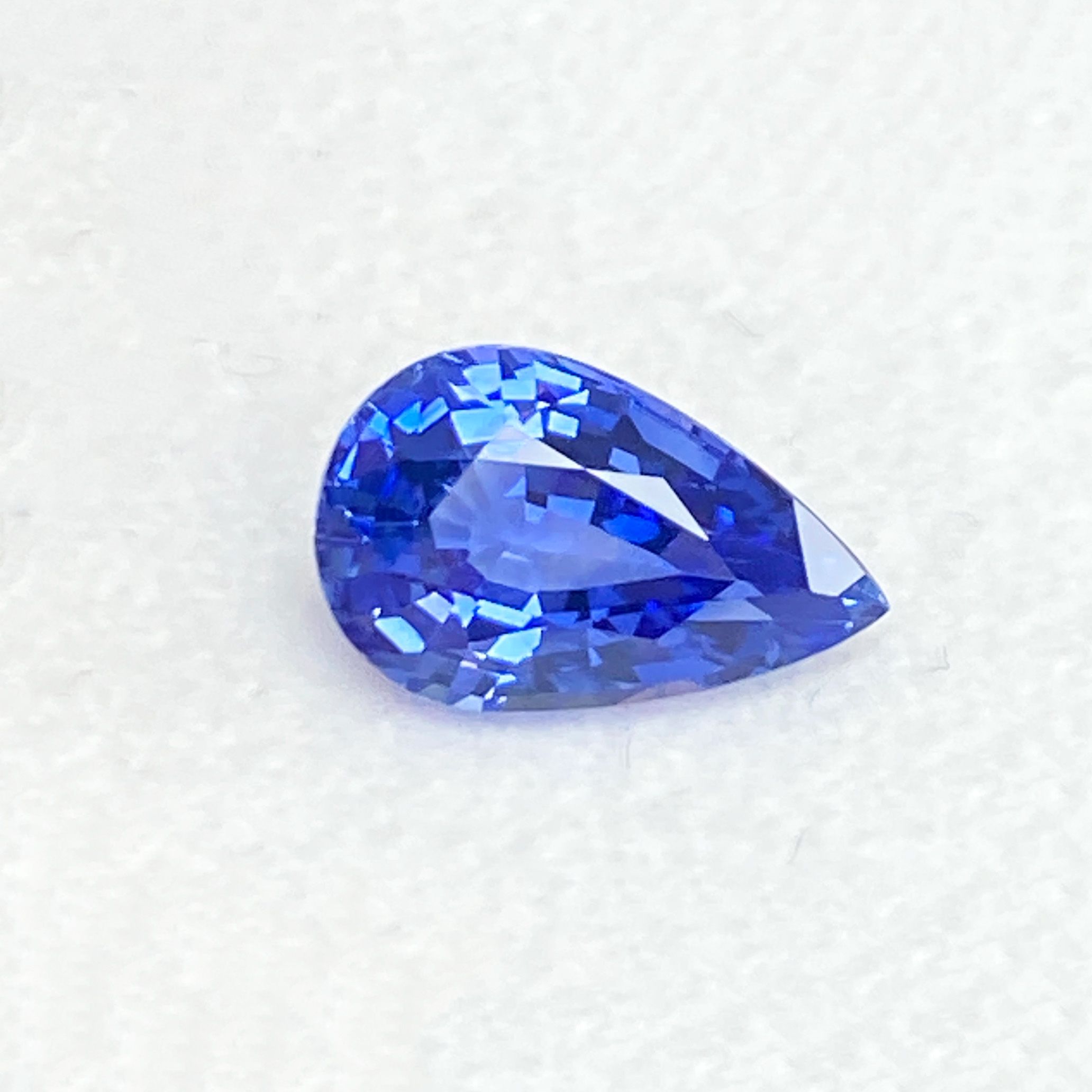 2.61 ct Pear Blue Natural Sapphire