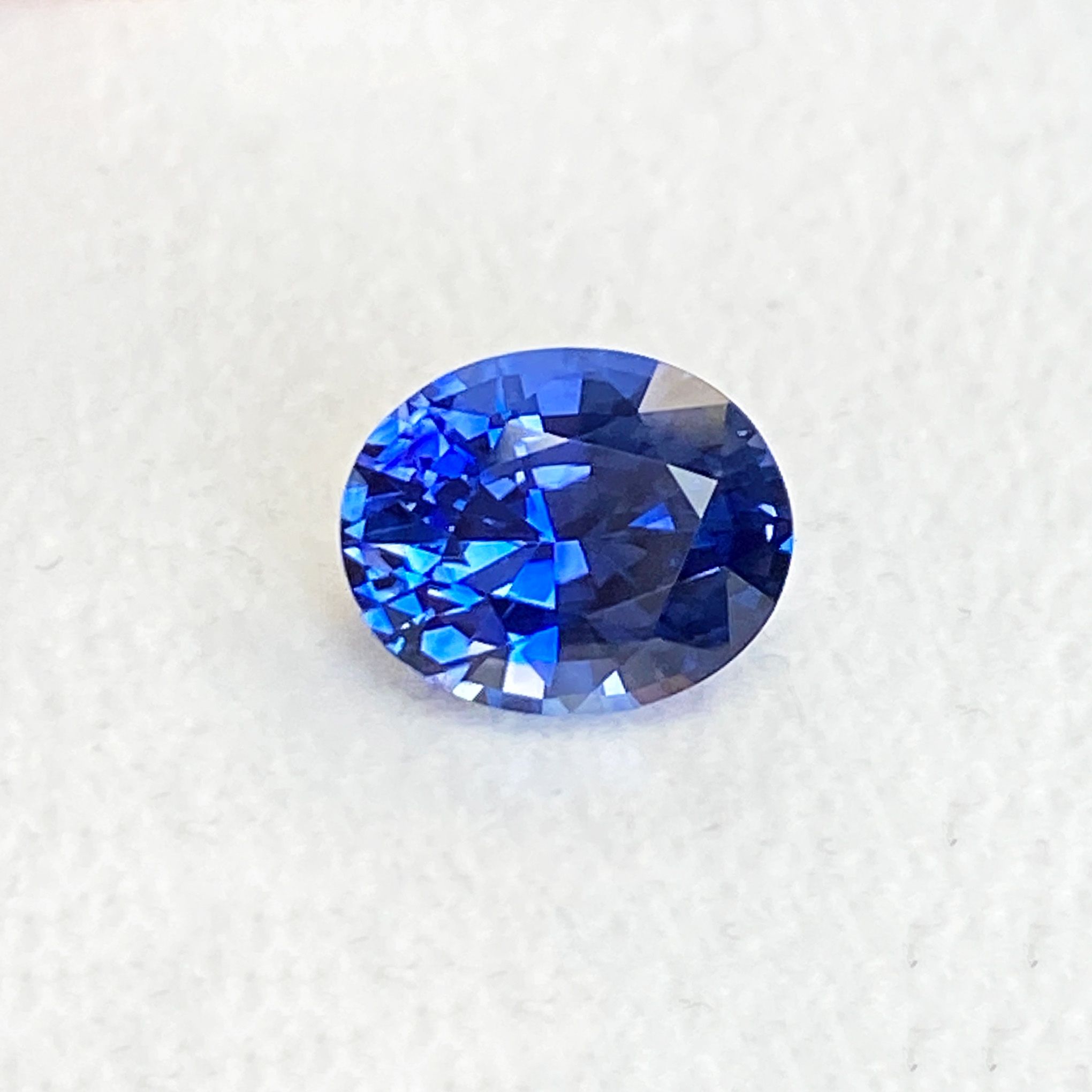 3.34 ct Oval Blue Natural Sapphire