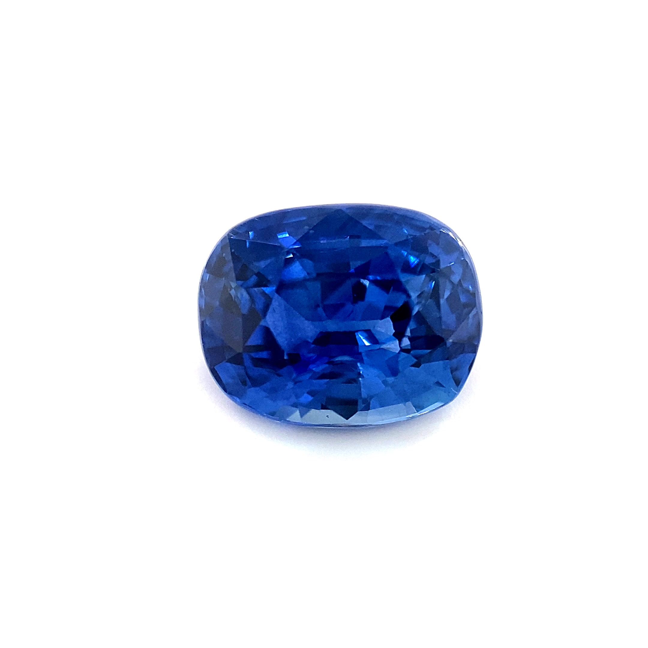 5.06 ct Cushion Blue Natural Sapphire