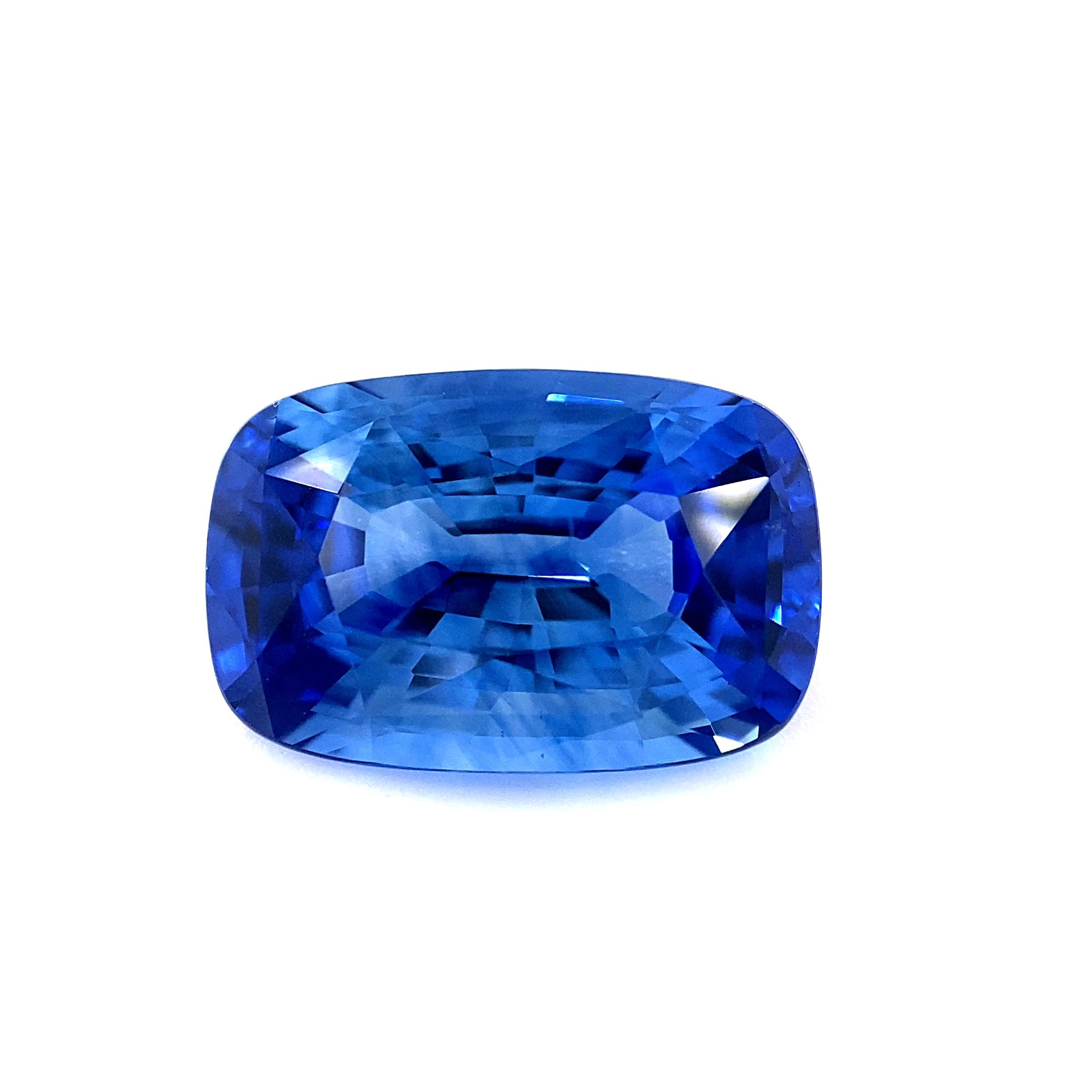 5.06 ct Cushion Blue Natural Sapphire