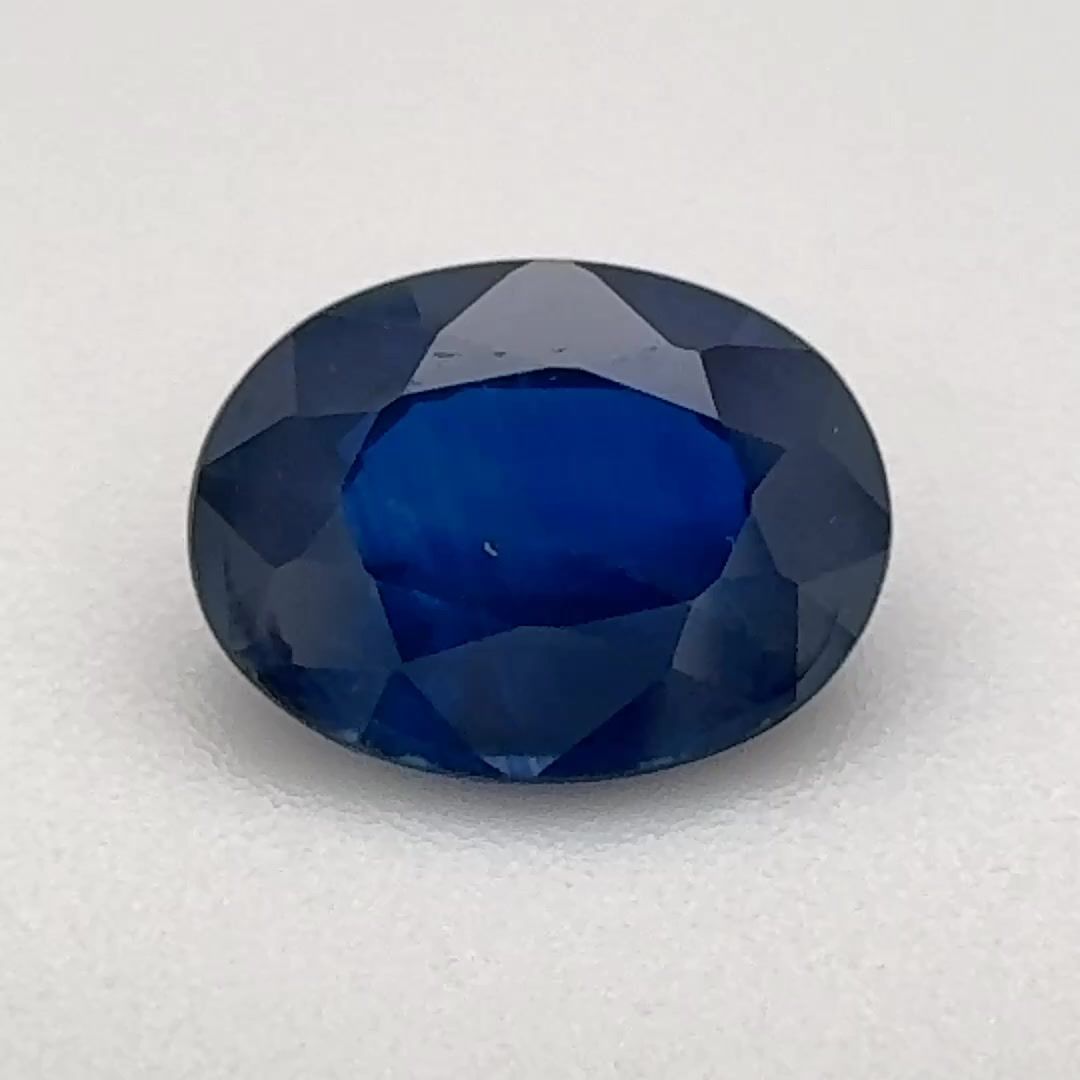 1.51 ct Oval Blue Natural Sapphire