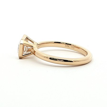 Selena Engagement Ring with IGI LG Diamonds 1.27ct Total Weight