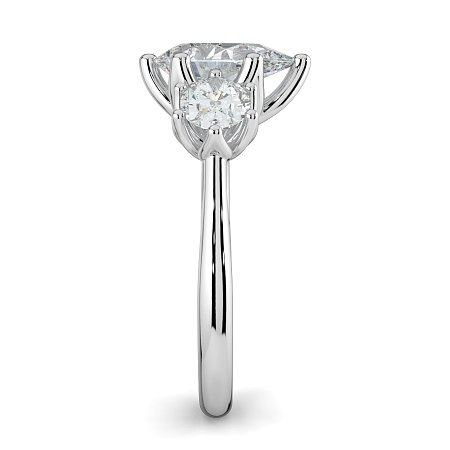 Tulip 3 Stones Oval