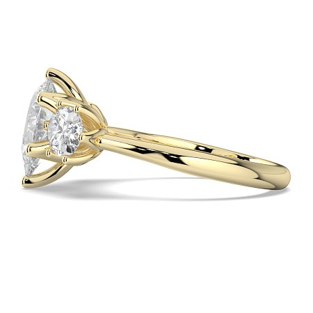Tulip 3 Stones Oval
