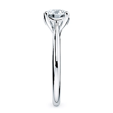 Dalia Heart Ring